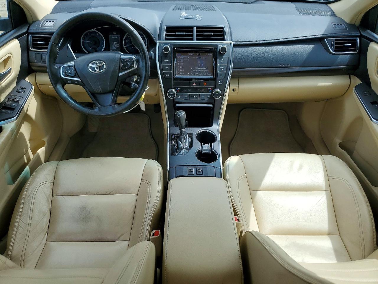 2016 Toyota Camry Xle Silver vin: 4T4BF1FK6GR571891
