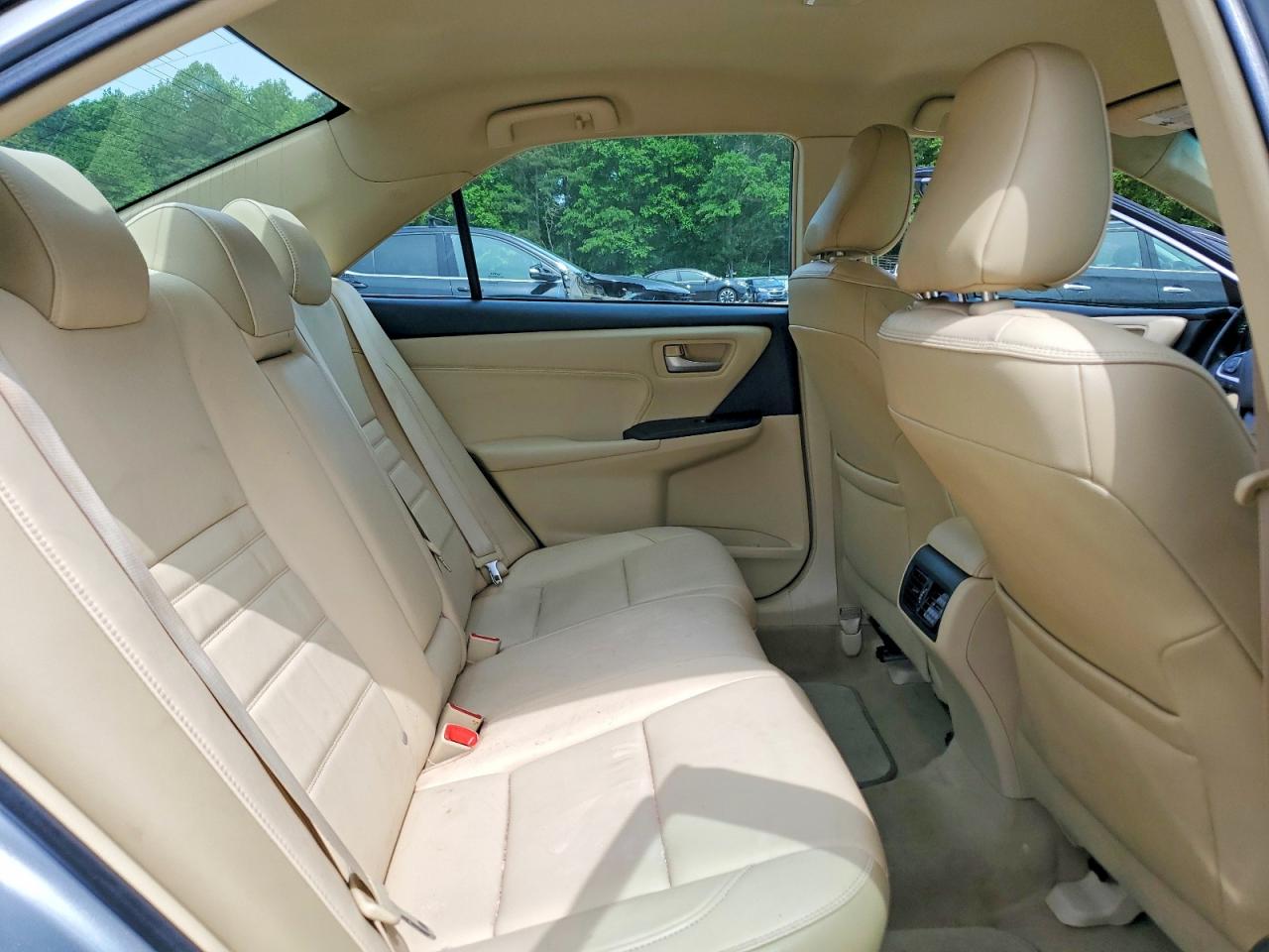 2016 Toyota Camry Xle Silver vin: 4T4BF1FK6GR571891