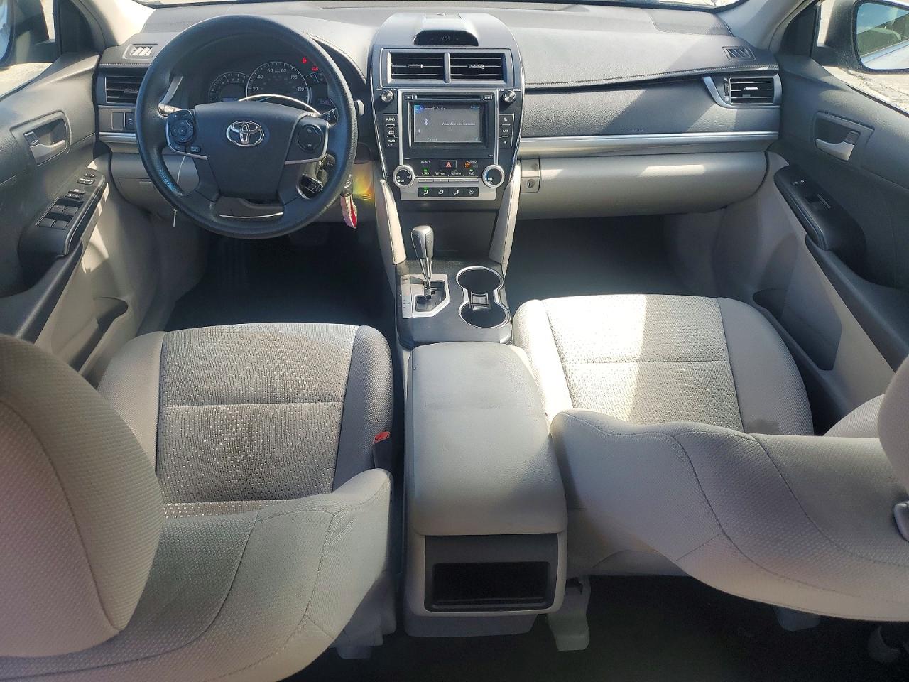 2012 Toyota Camry Le Silver vin: 4T4BF1FK7CR164981