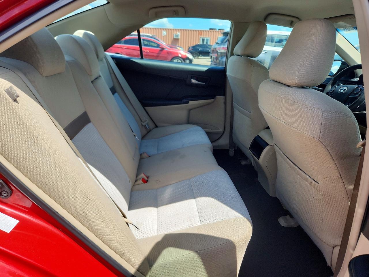 2012 Toyota Camry Le Red vin: 4T4BF1FK7CR165242