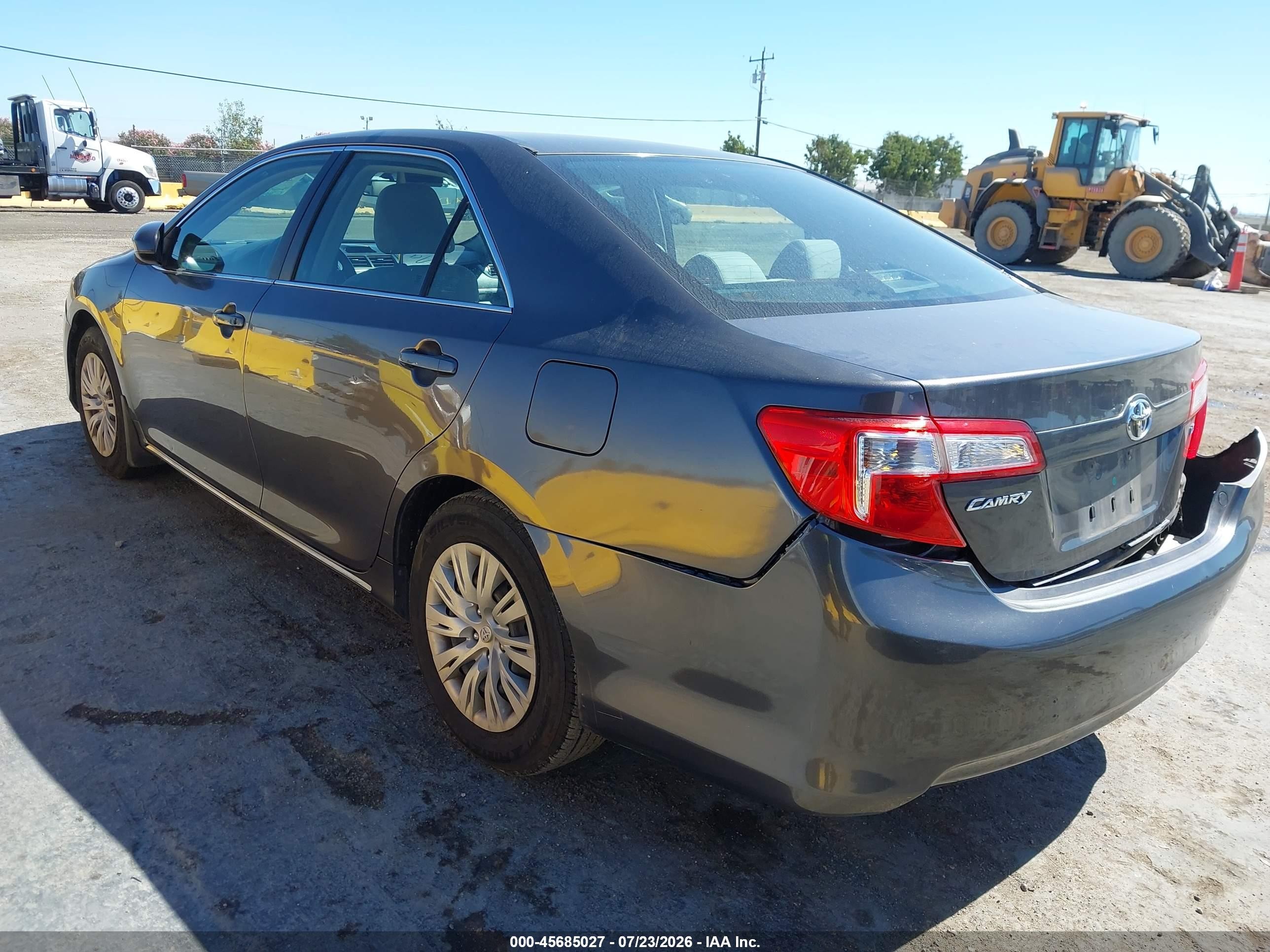 2012 Toyota Camry Le Gray vin: 4T4BF1FK7CR176001