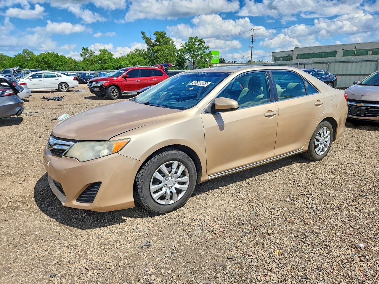 2012 Toyota Camry Le Gold vin: 4T4BF1FK7CR178699