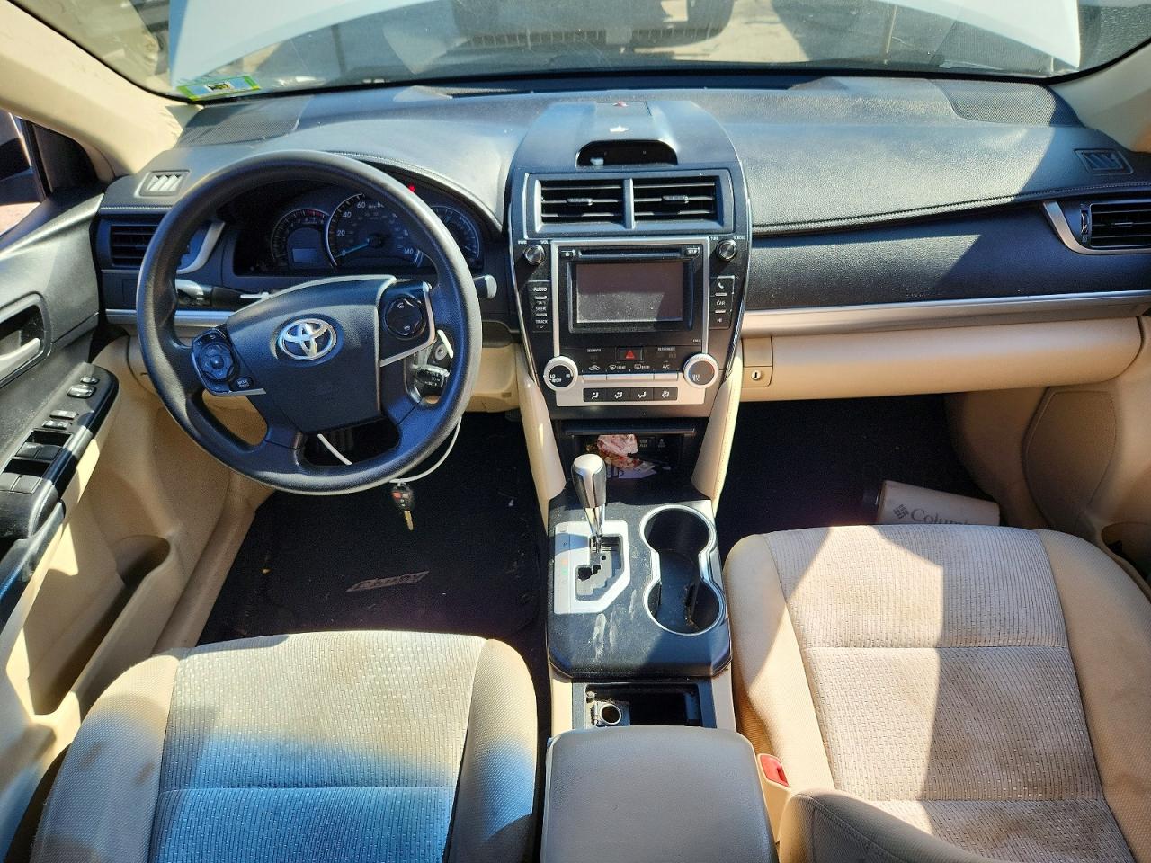 2012 Toyota Camry Le White vin: 4T4BF1FK7CR194580