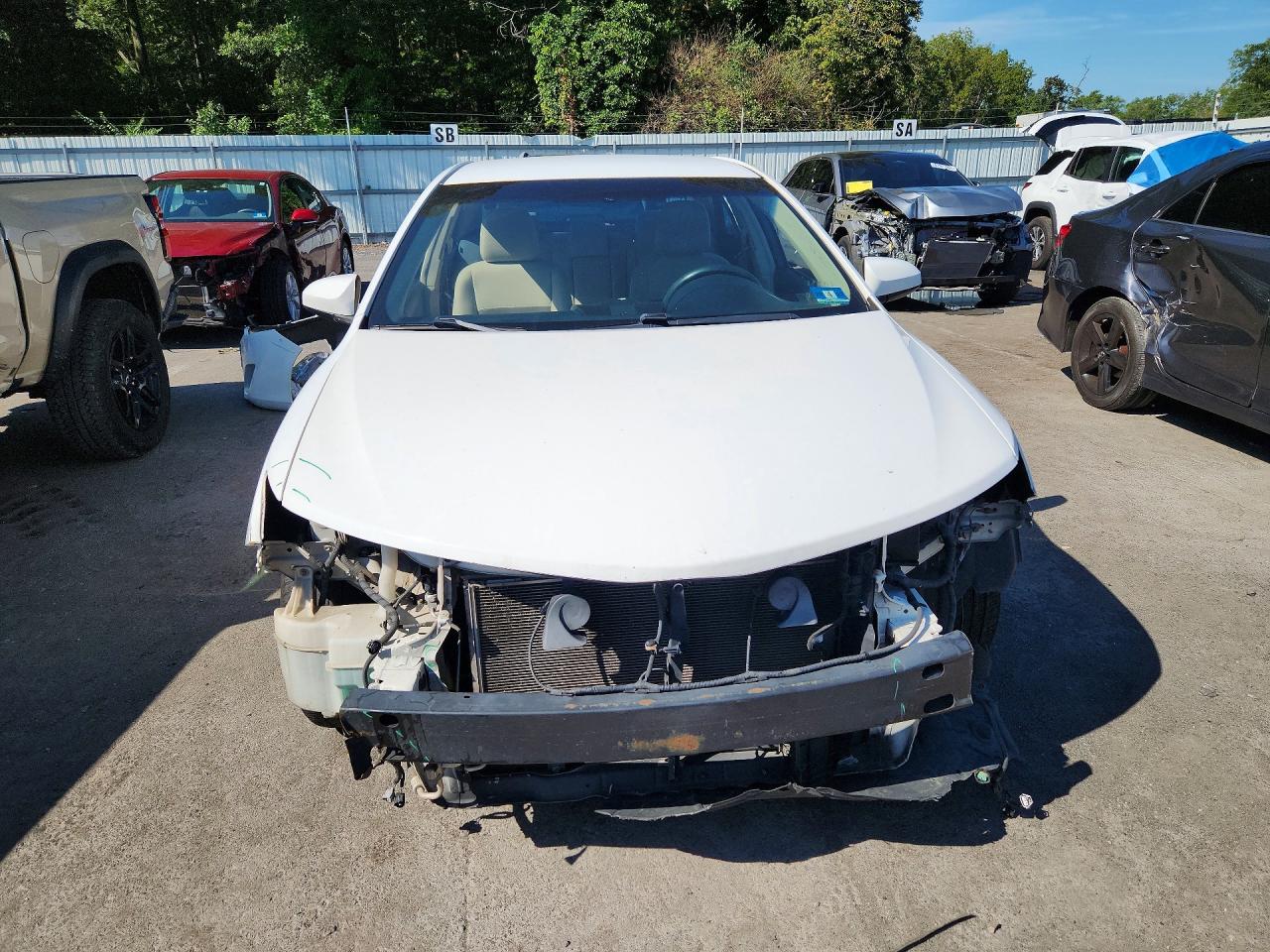 2012 Toyota Camry Le White vin: 4T4BF1FK7CR194580