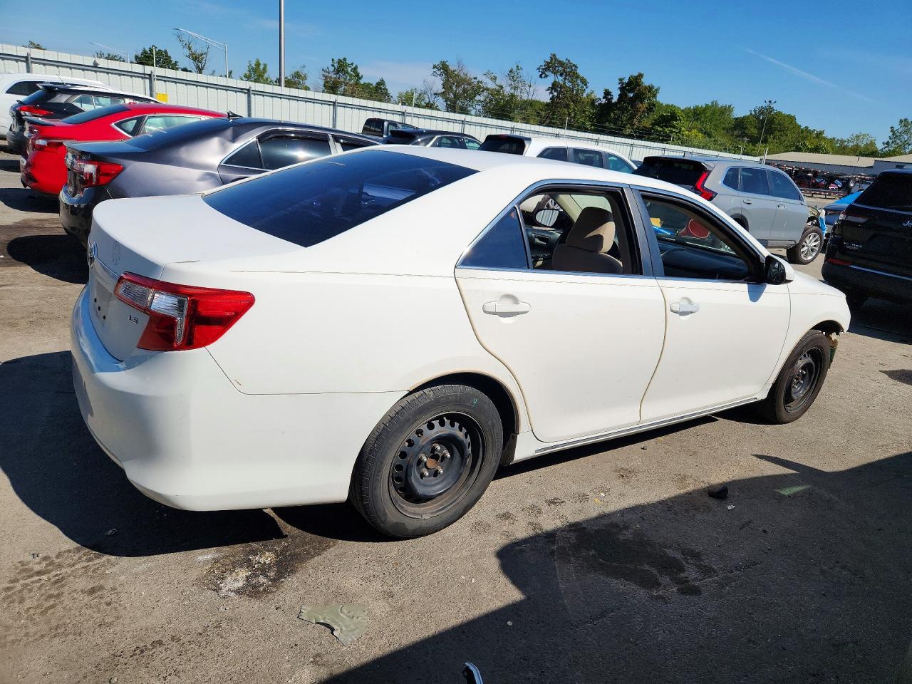 2012 Toyota Camry Le White vin: 4T4BF1FK7CR194580