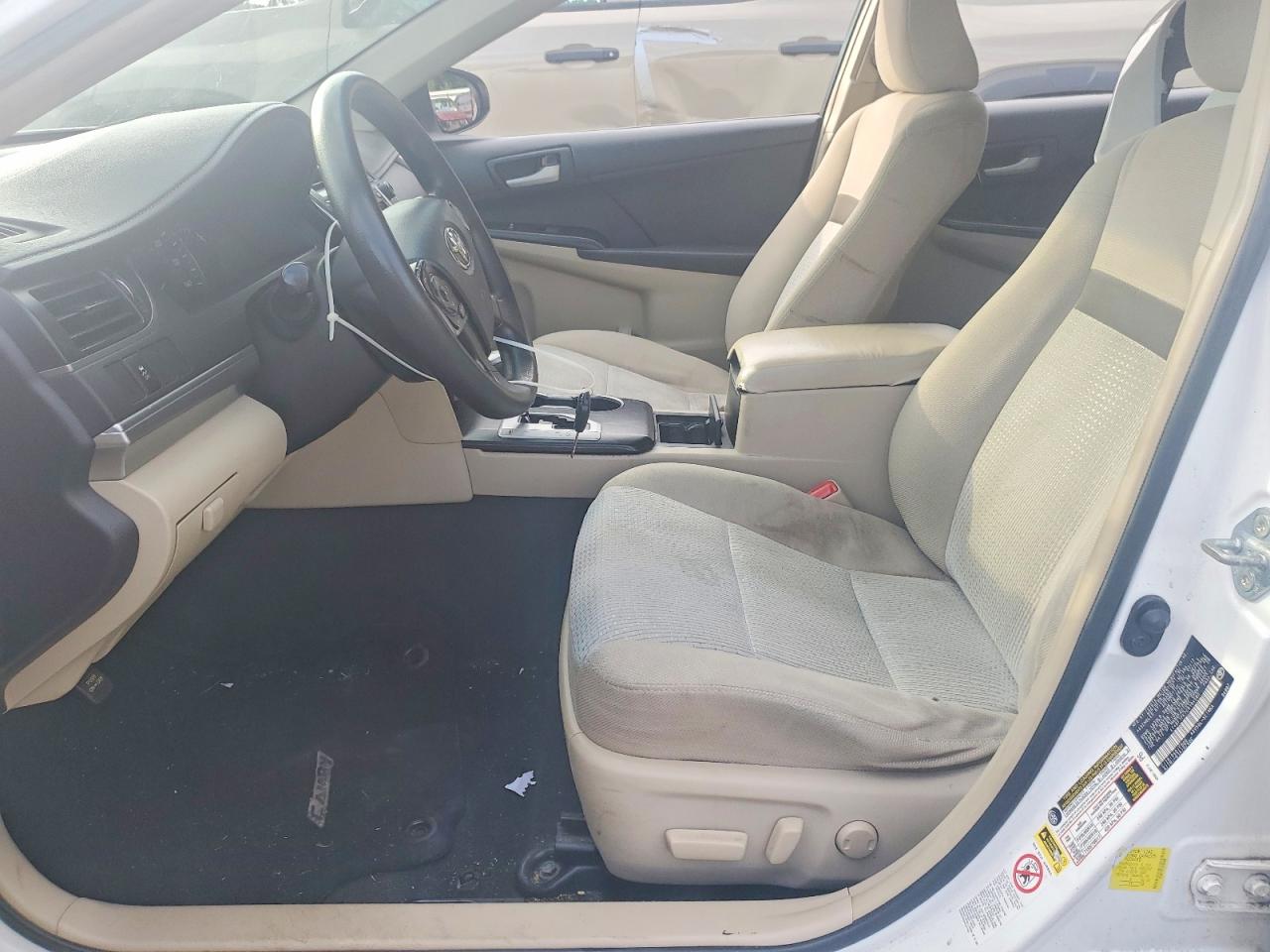 2012 Toyota Camry Le White vin: 4T4BF1FK7CR194580