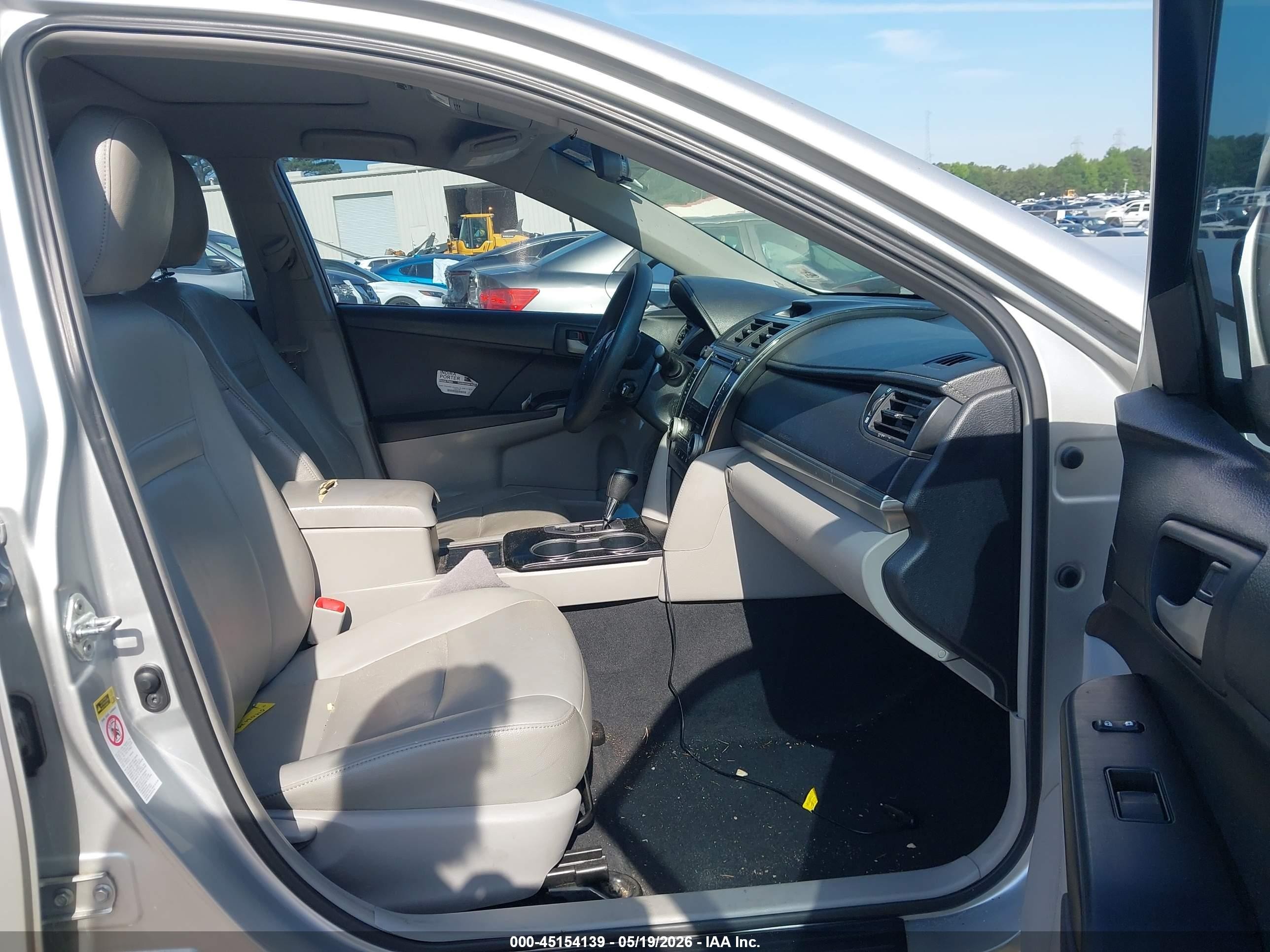 2012 Toyota Camry Le Silver vin: 4T4BF1FK7CR211300