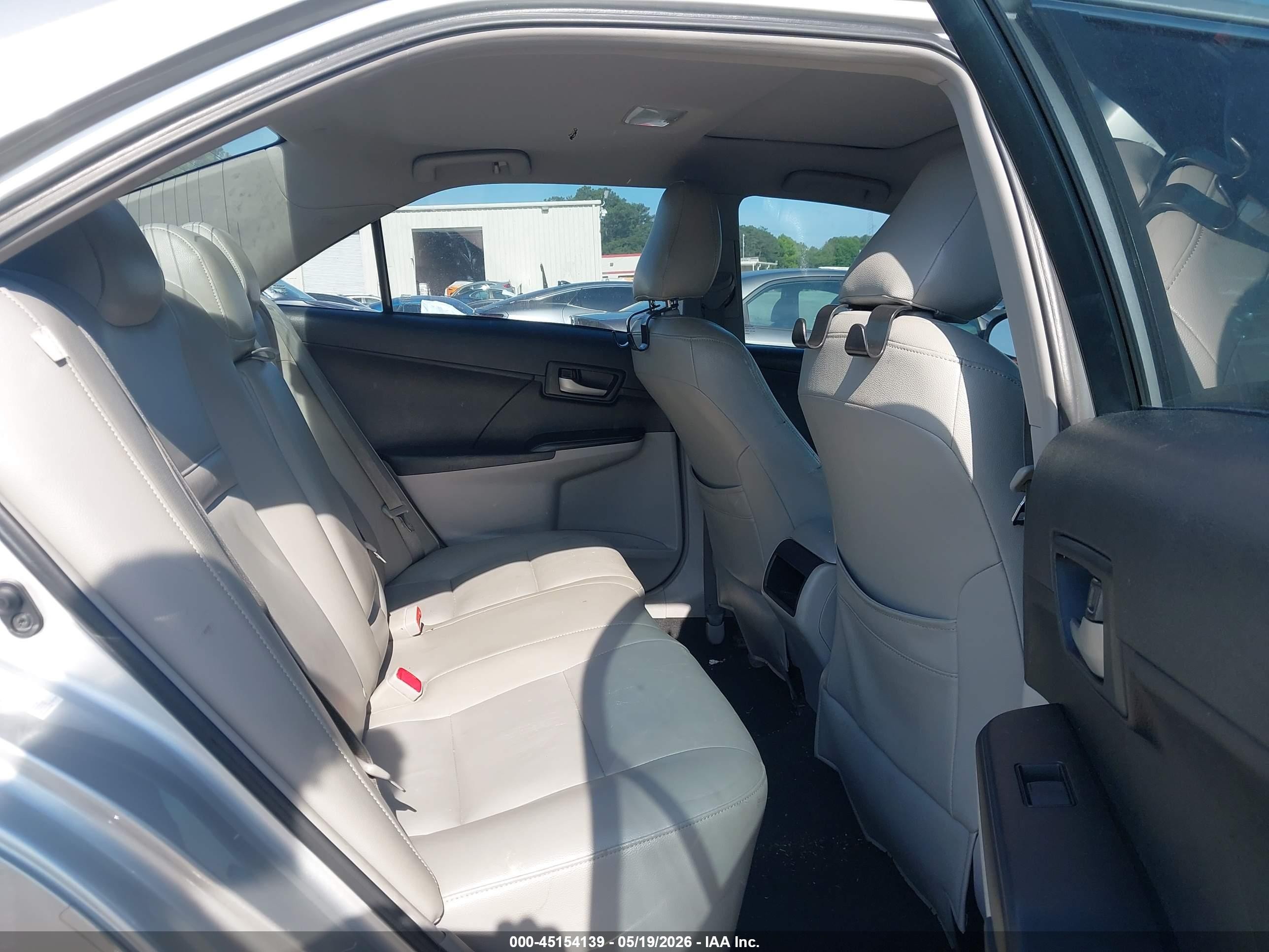 2012 Toyota Camry Le Silver vin: 4T4BF1FK7CR211300