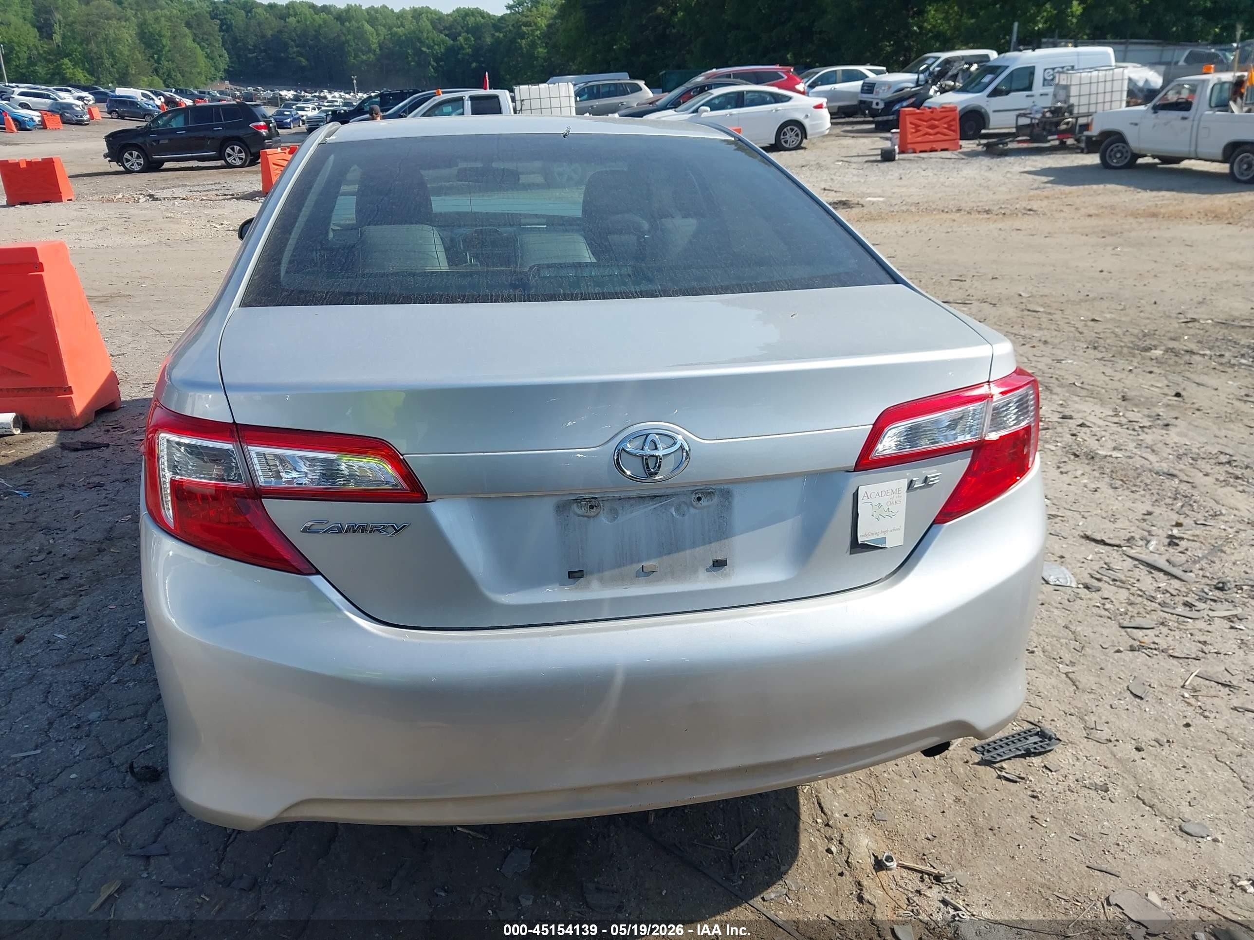 2012 Toyota Camry Le Silver vin: 4T4BF1FK7CR211300