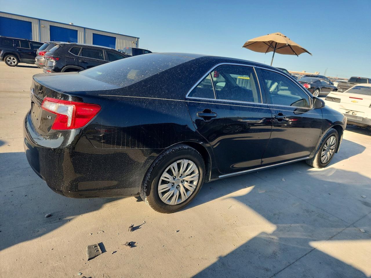 2012 Toyota Camry Le Gray vin: 4T4BF1FK7CR221390