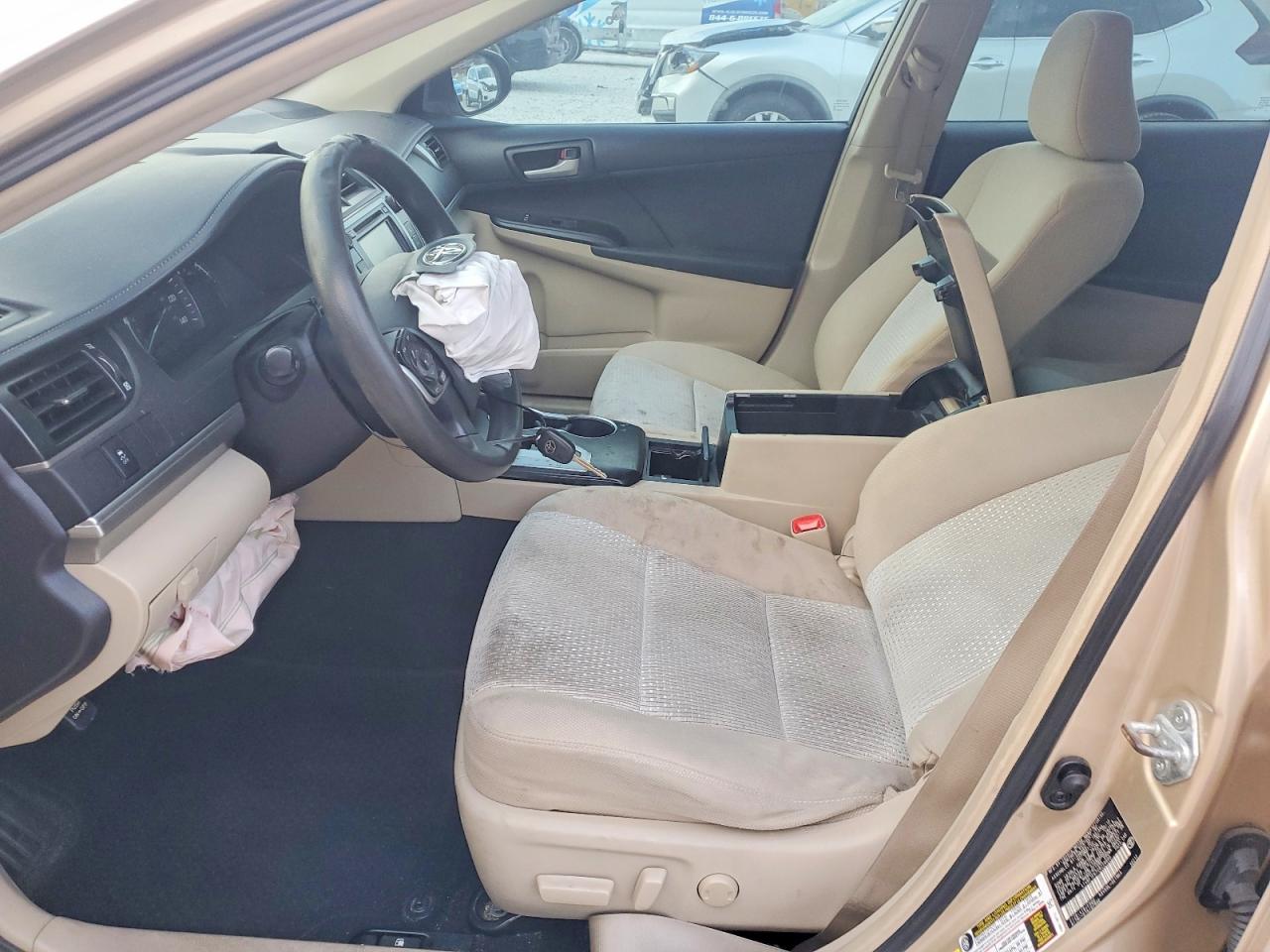 2012 Toyota Camry Le Beige vin: 4T4BF1FK7CR229800