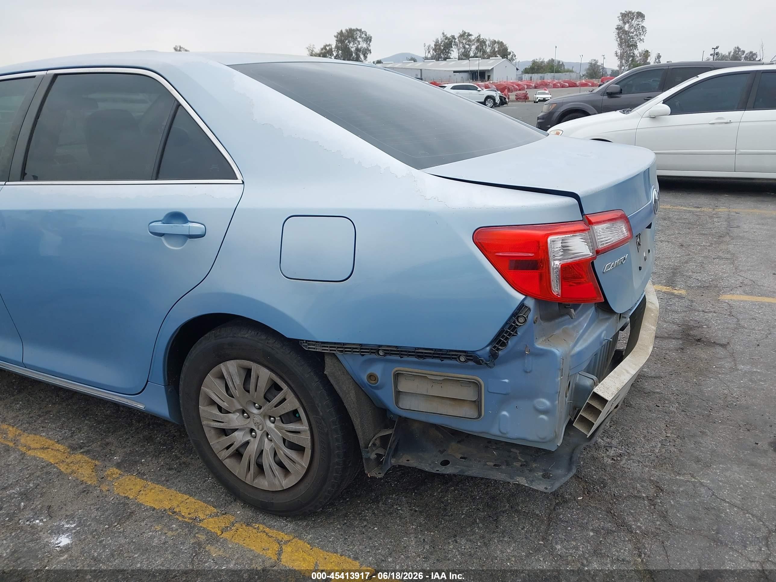 2012 Toyota Camry Se/le/xle Light Blue vin: 4T4BF1FK7CR234897