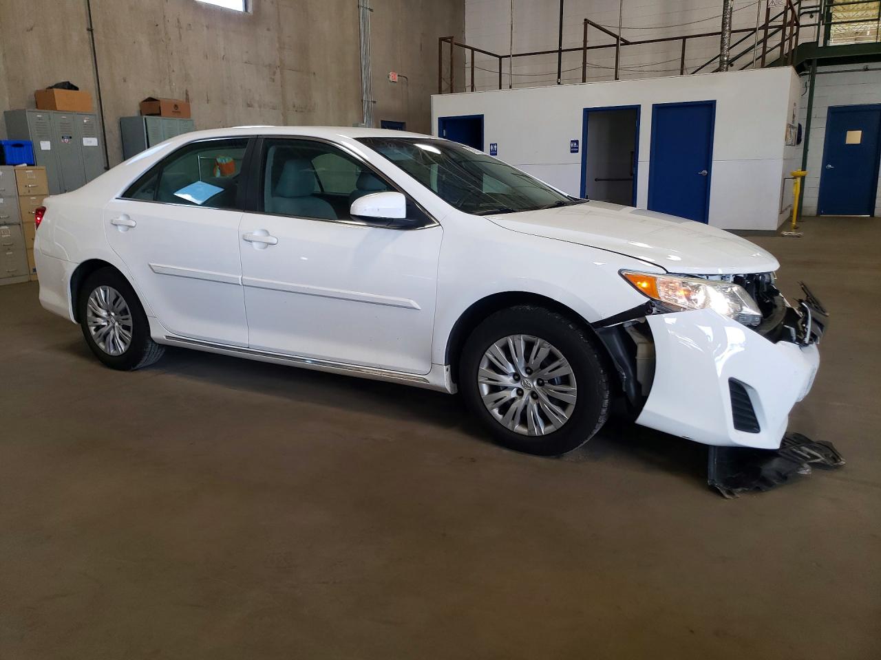 2012 Toyota Camry Le White vin: 4T4BF1FK7CR245981