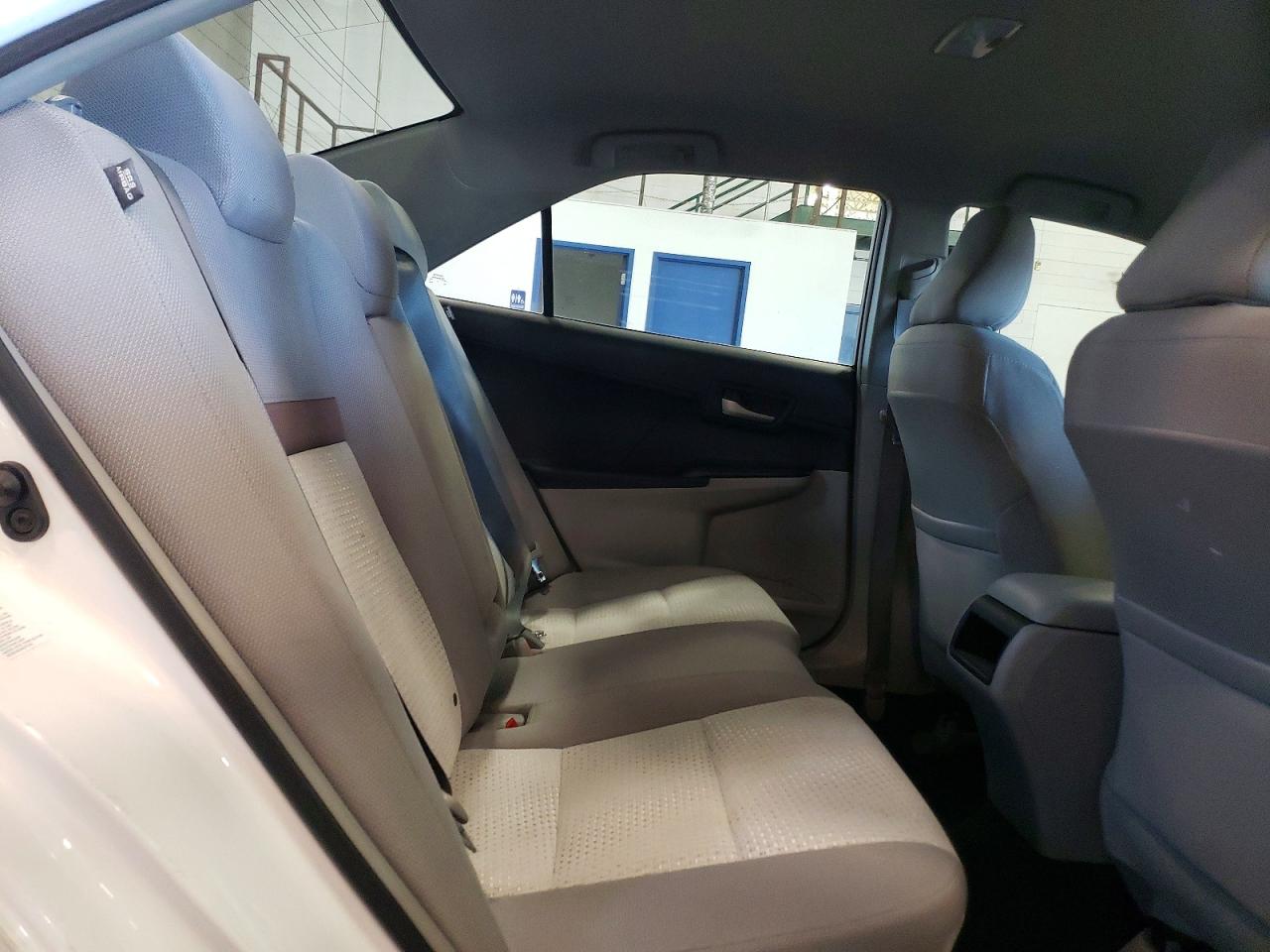 2012 Toyota Camry Le White vin: 4T4BF1FK7CR245981