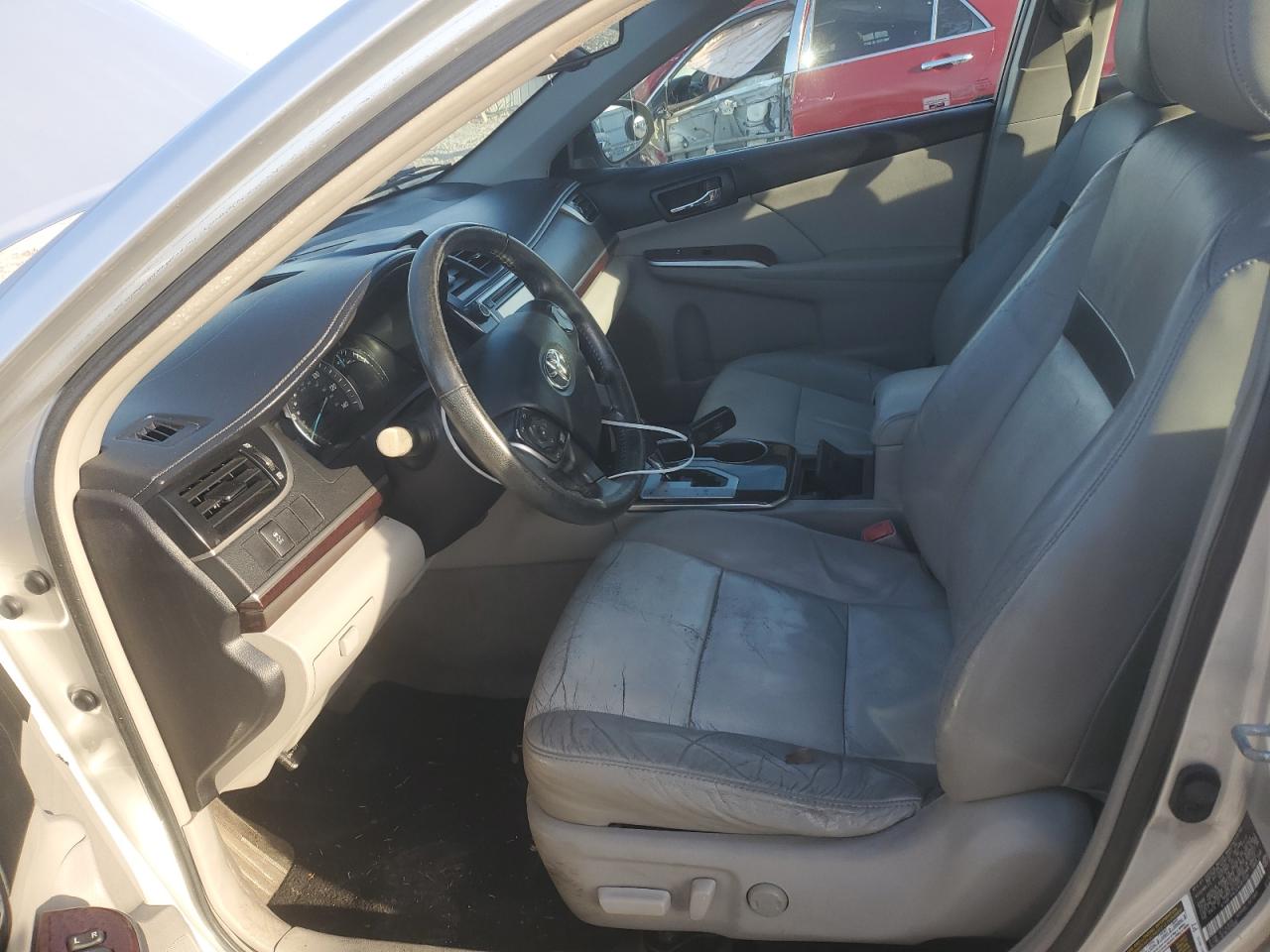2012 Toyota Camry Base Серебряный vin: 4T4BF1FK7CR267320