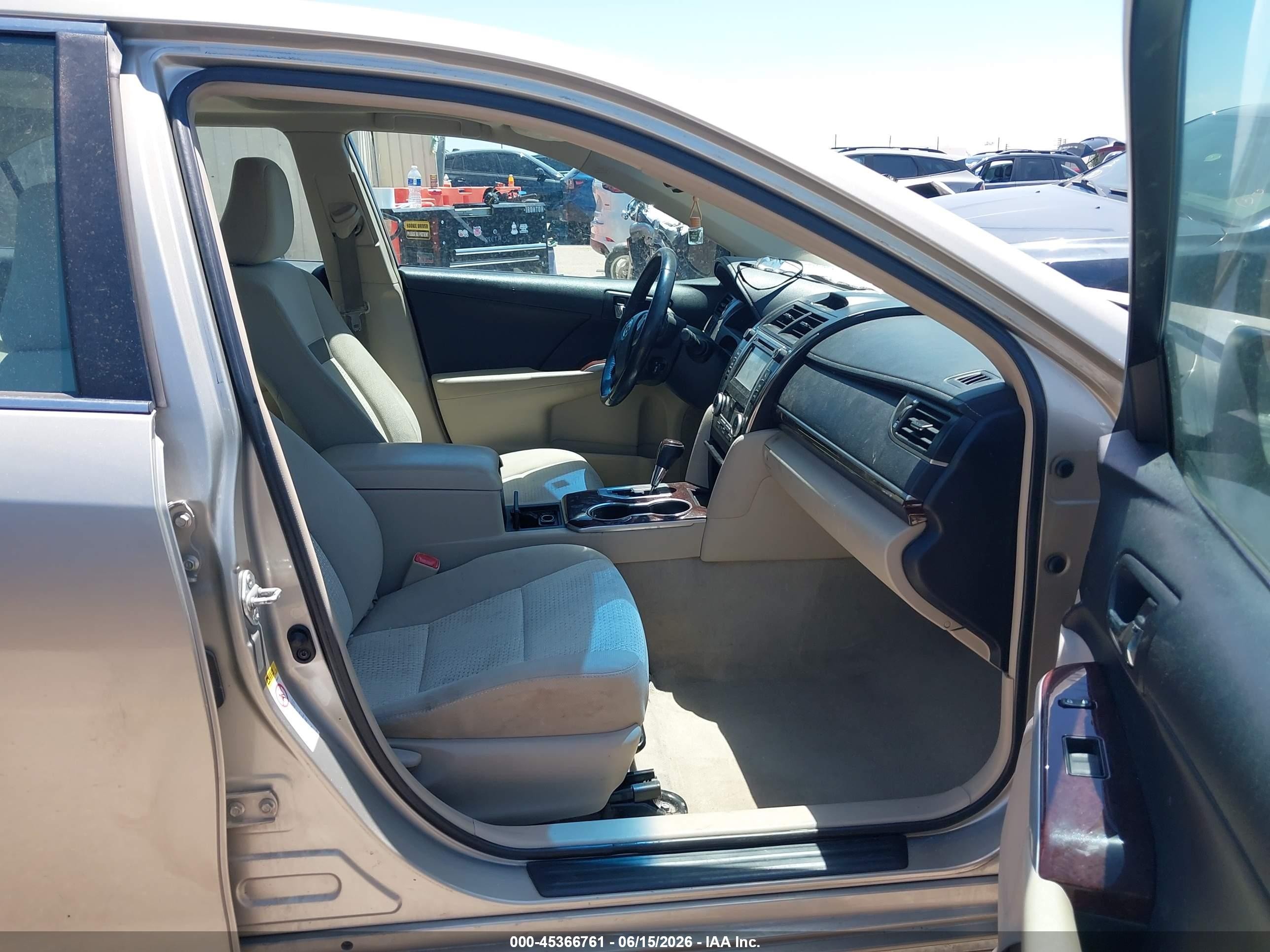 2013 Toyota Camry Xle Champagne vin: 4T4BF1FK7DR275130