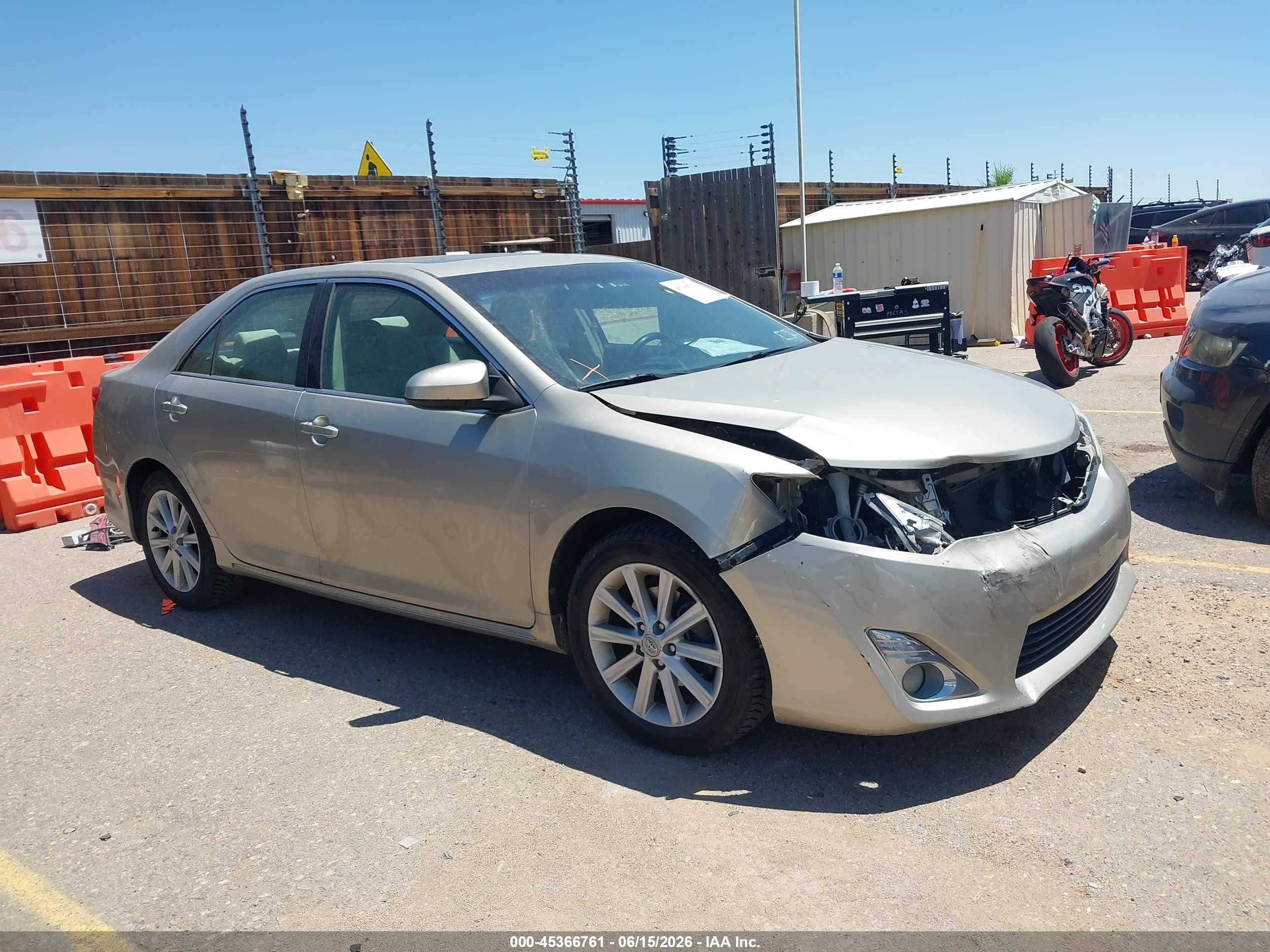 2013 Toyota Camry Xle Champagne vin: 4T4BF1FK7DR275130