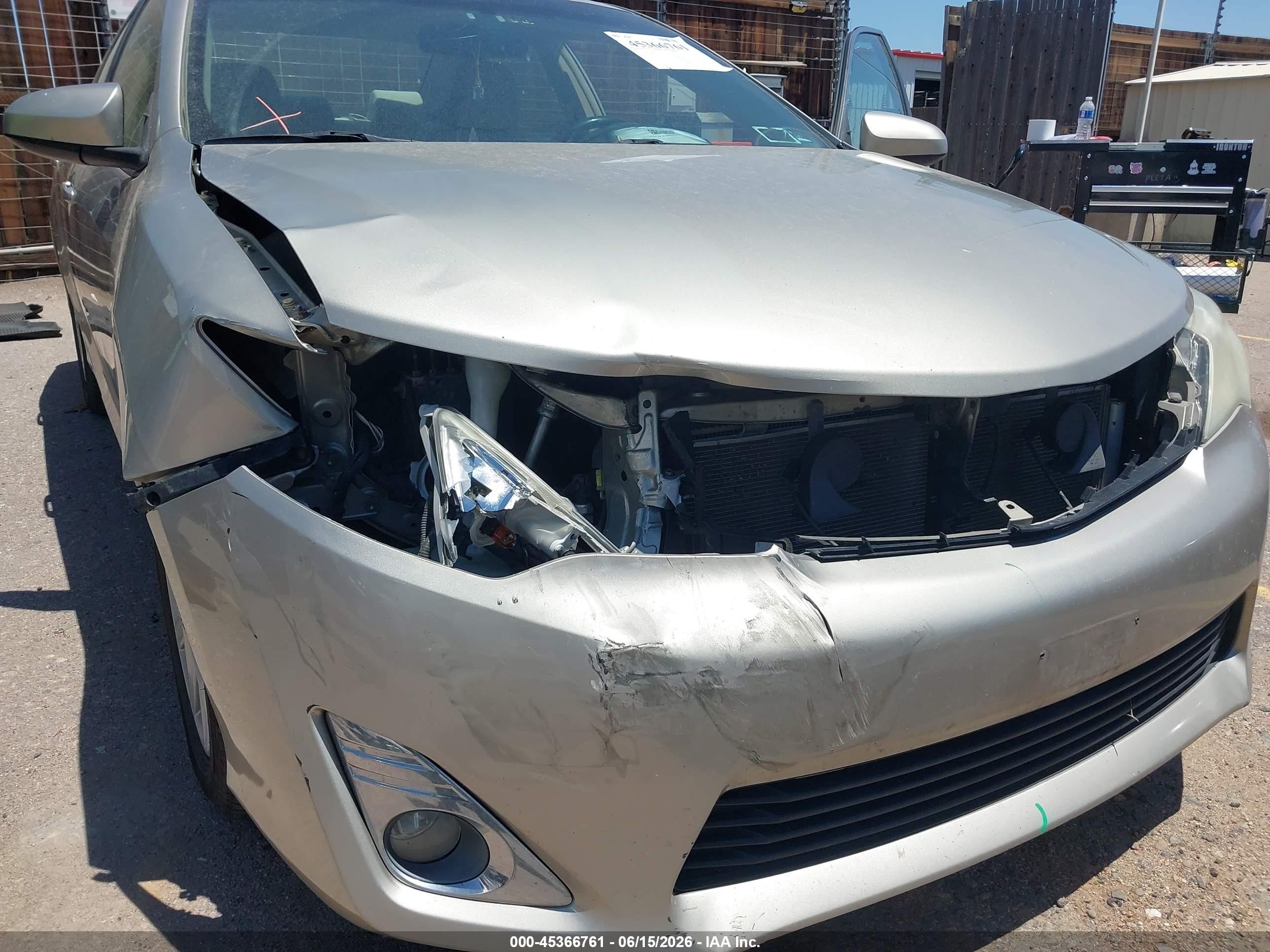 2013 Toyota Camry Xle Champagne vin: 4T4BF1FK7DR275130
