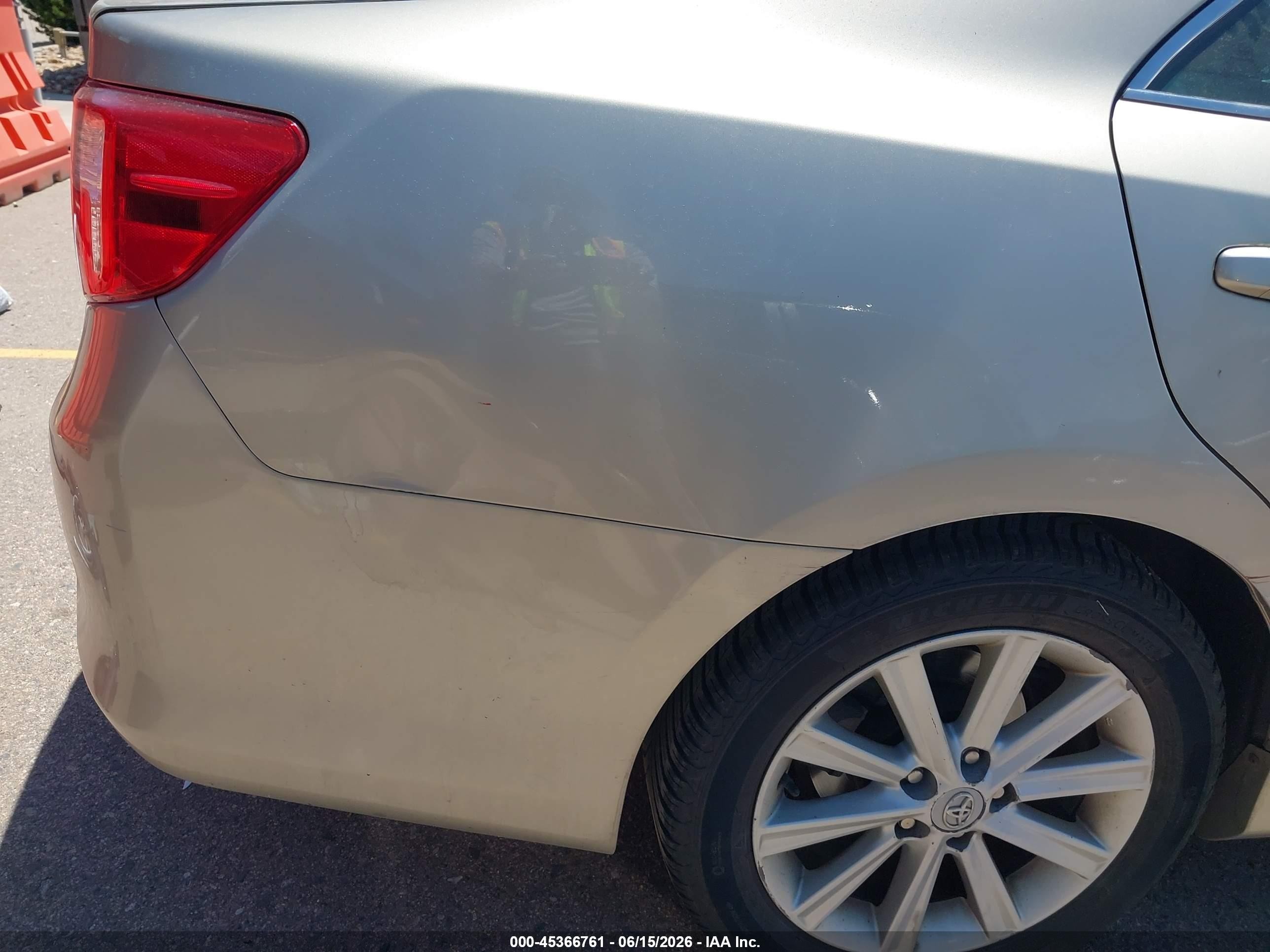 2013 Toyota Camry Xle Champagne vin: 4T4BF1FK7DR275130