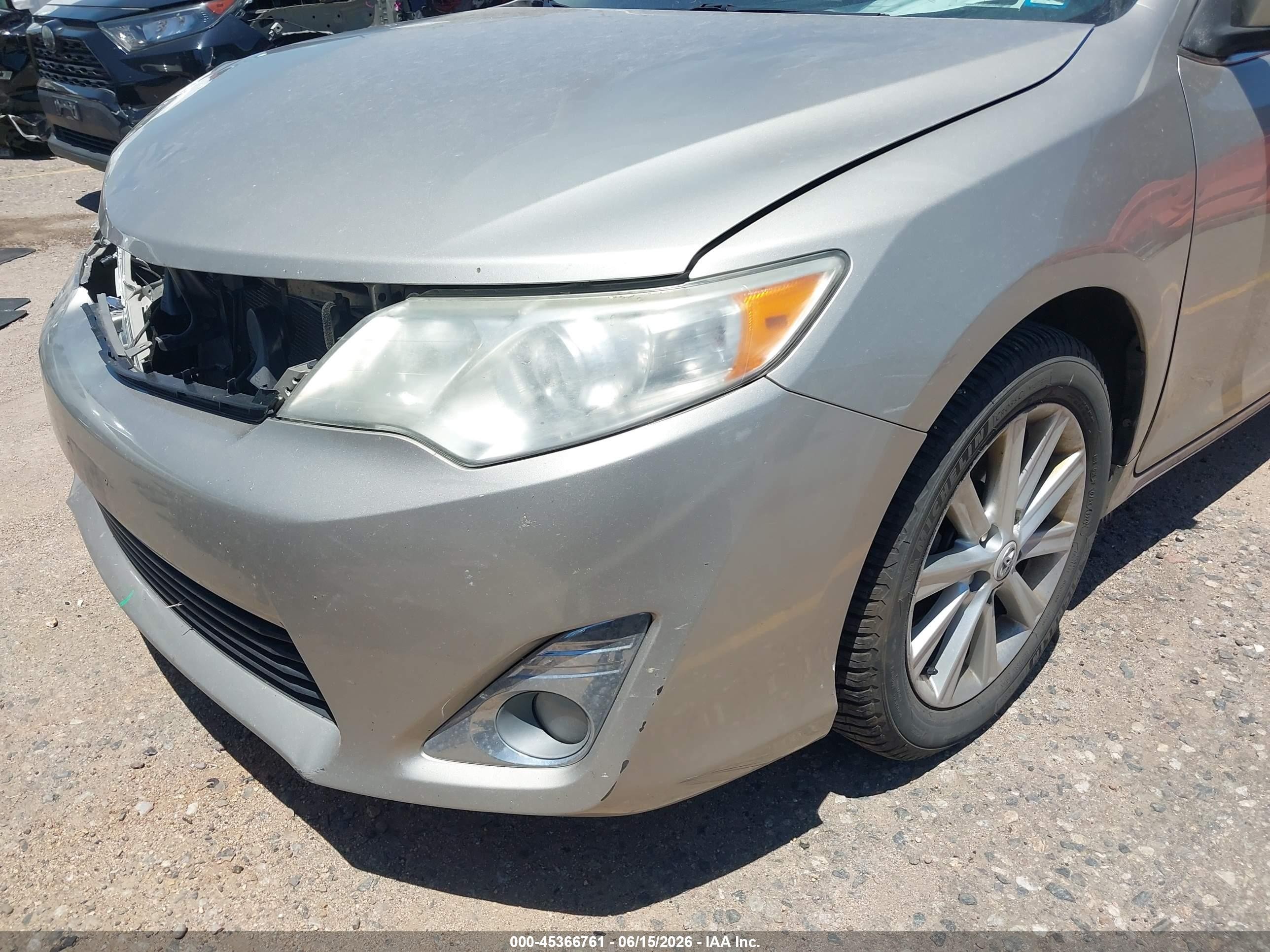 2013 Toyota Camry Xle Champagne vin: 4T4BF1FK7DR275130