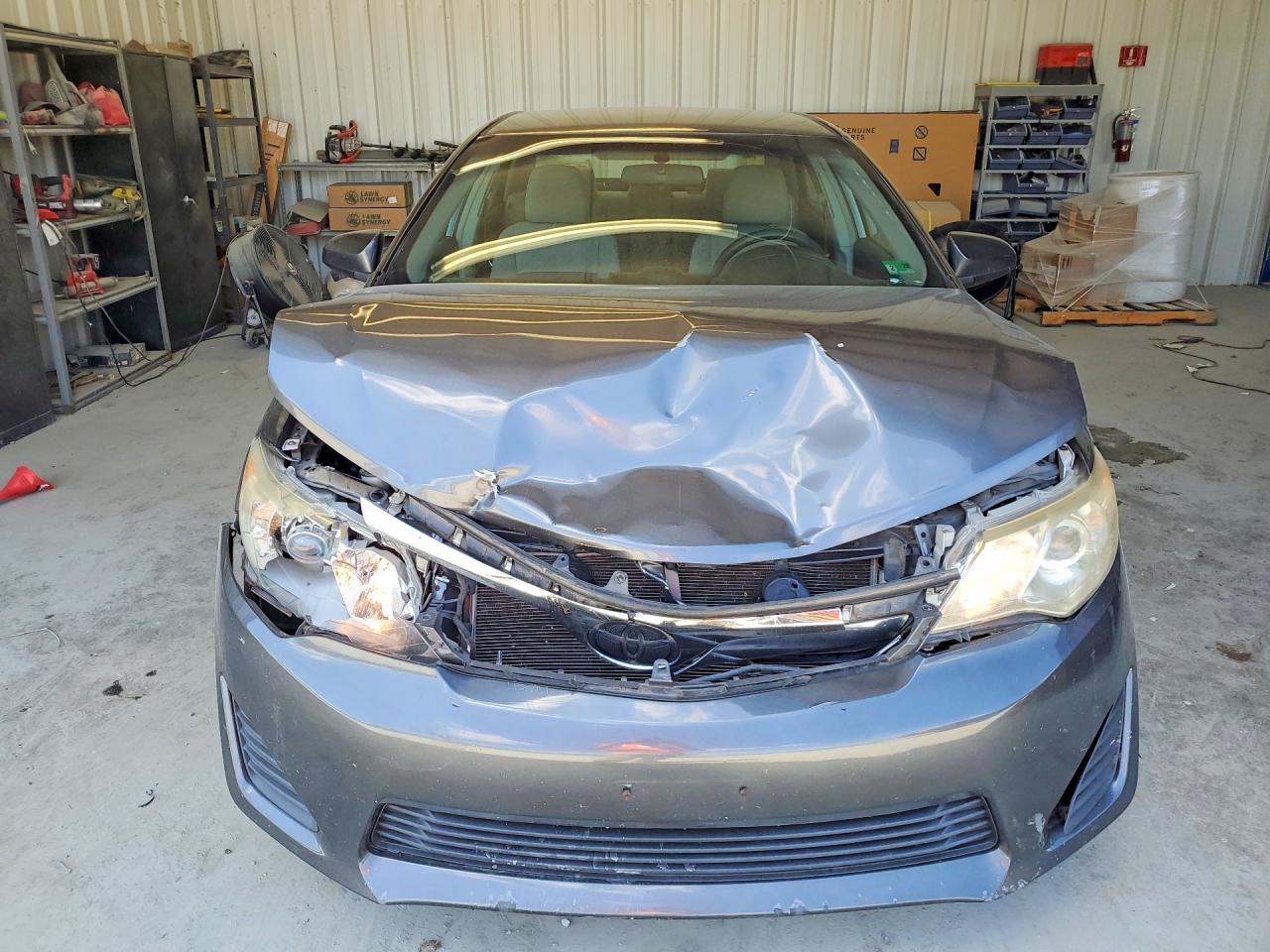 2013 Toyota Camry Le Gray vin: 4T4BF1FK7DR278142