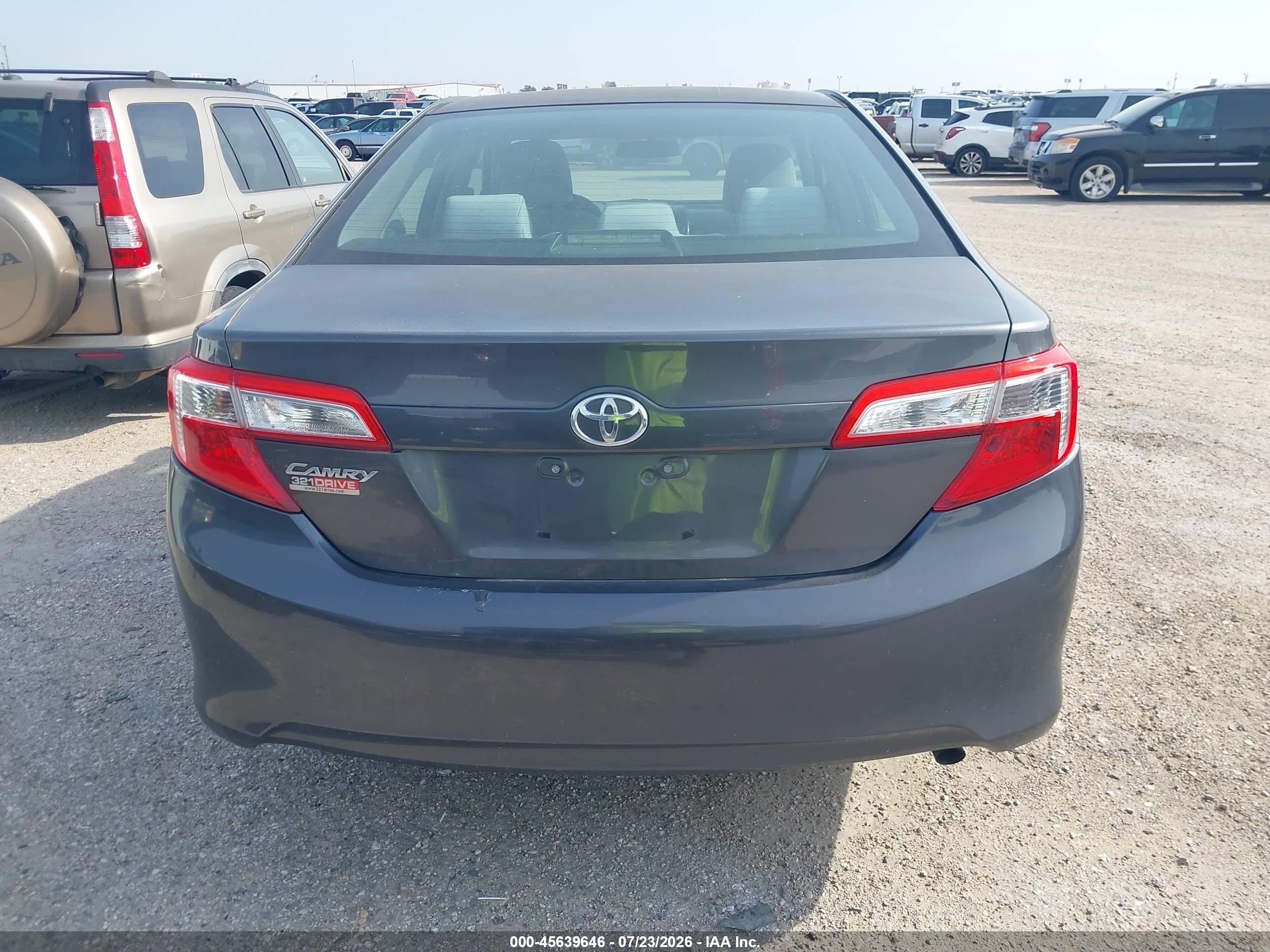 2013 Toyota Camry L Gray vin: 4T4BF1FK7DR287908