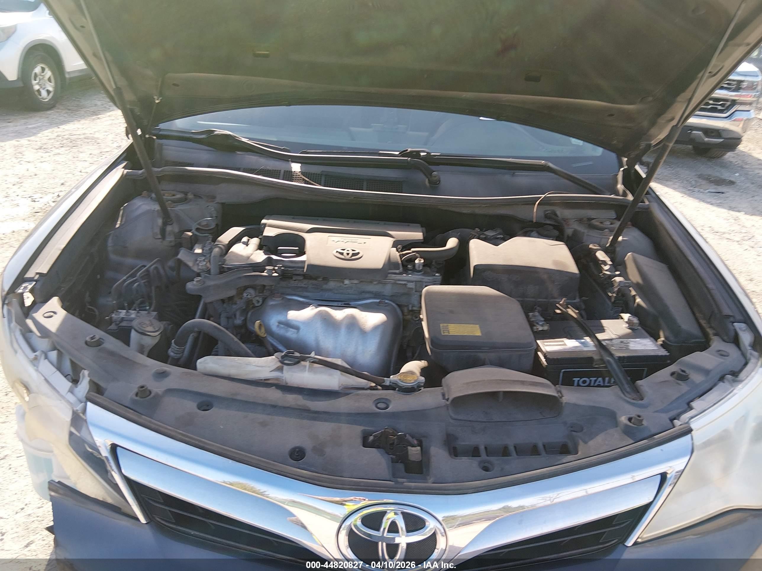 2013 Toyota Camry Le Серый vin: 4T4BF1FK7DR288797
