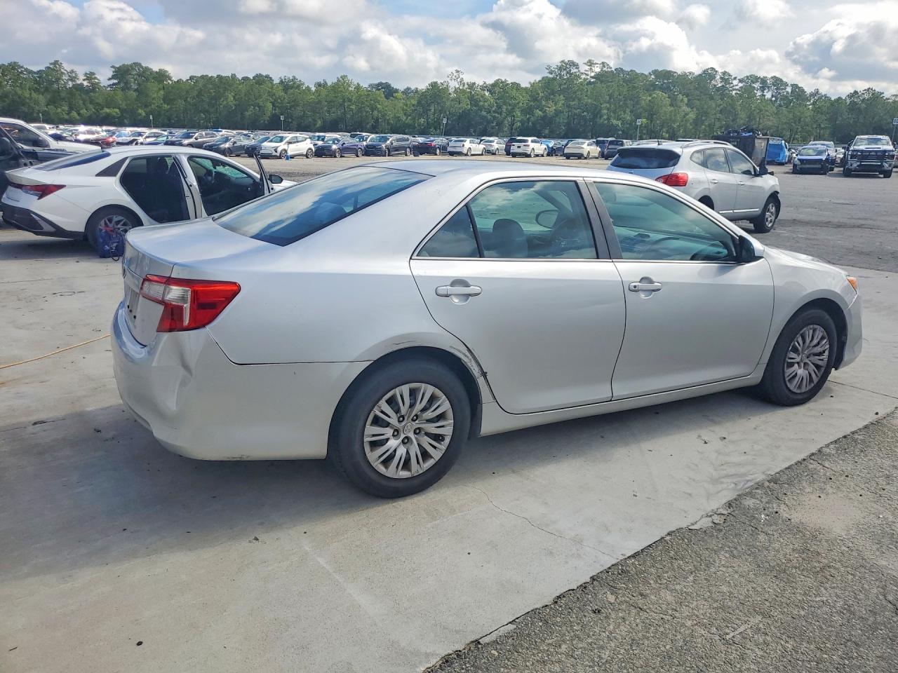 2013 Toyota Camry L Серебряный vin: 4T4BF1FK7DR292946
