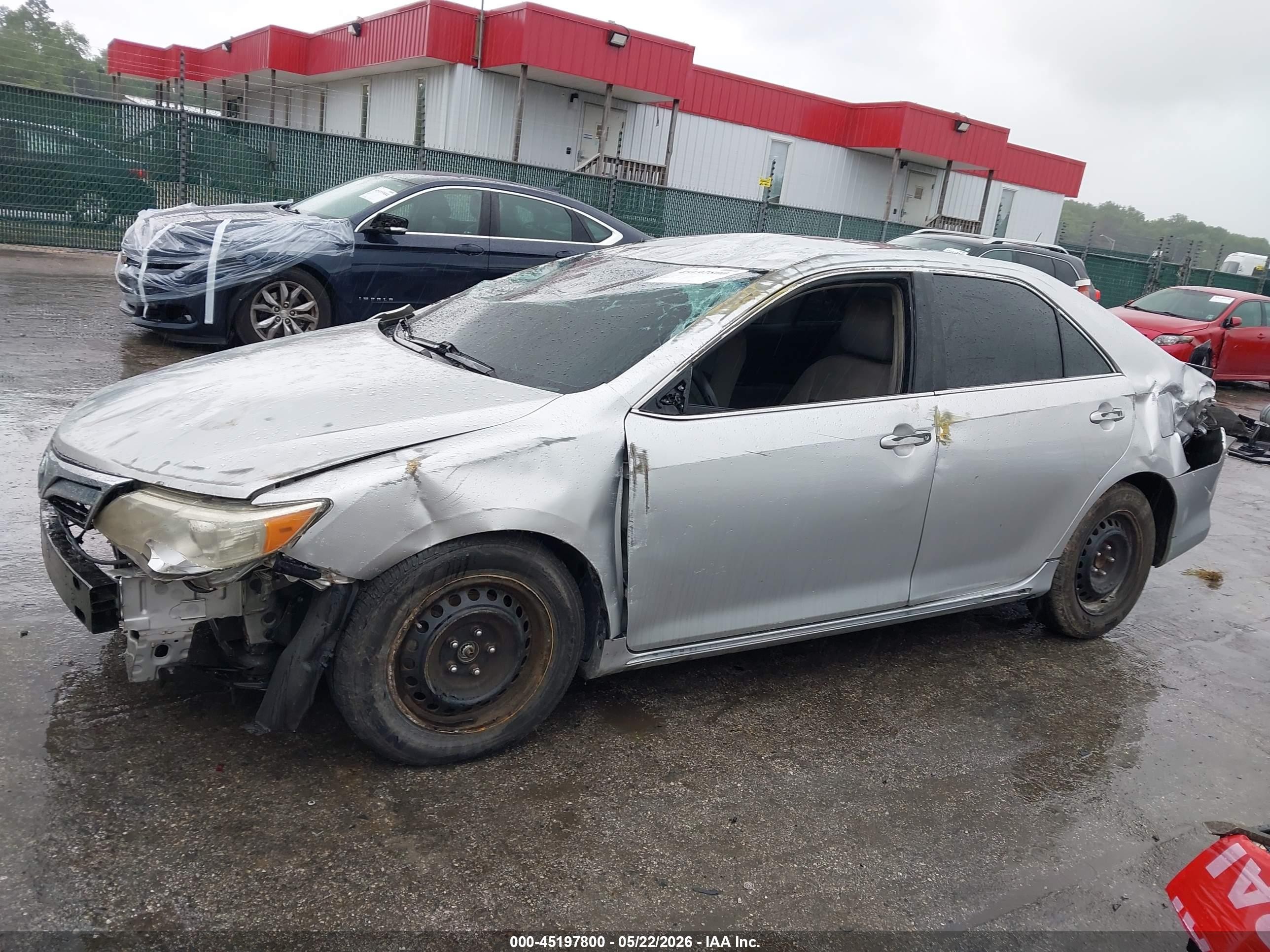 2013 Toyota Camry Le Silver vin: 4T4BF1FK7DR311091