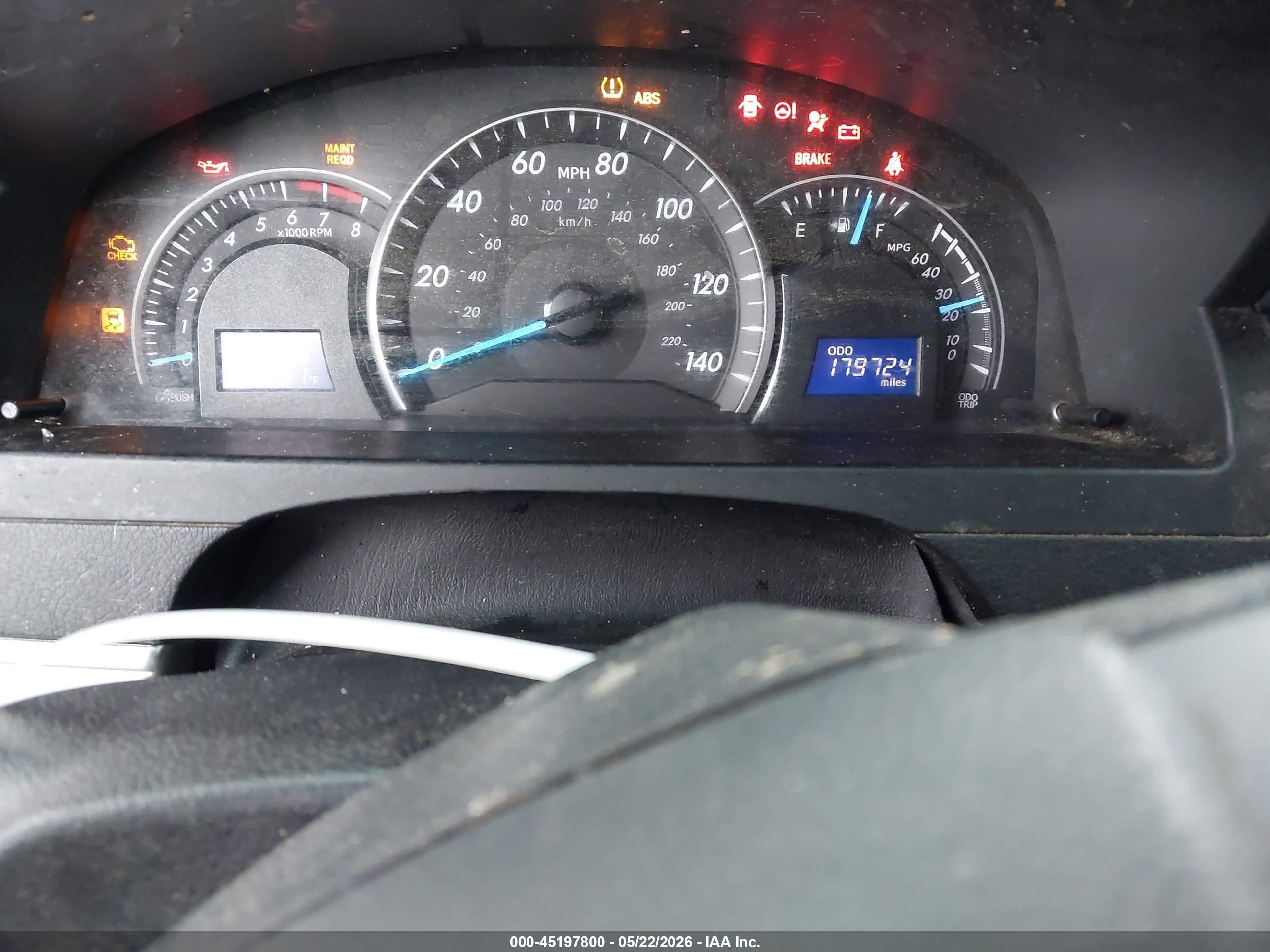 2013 Toyota Camry Le Silver vin: 4T4BF1FK7DR311091