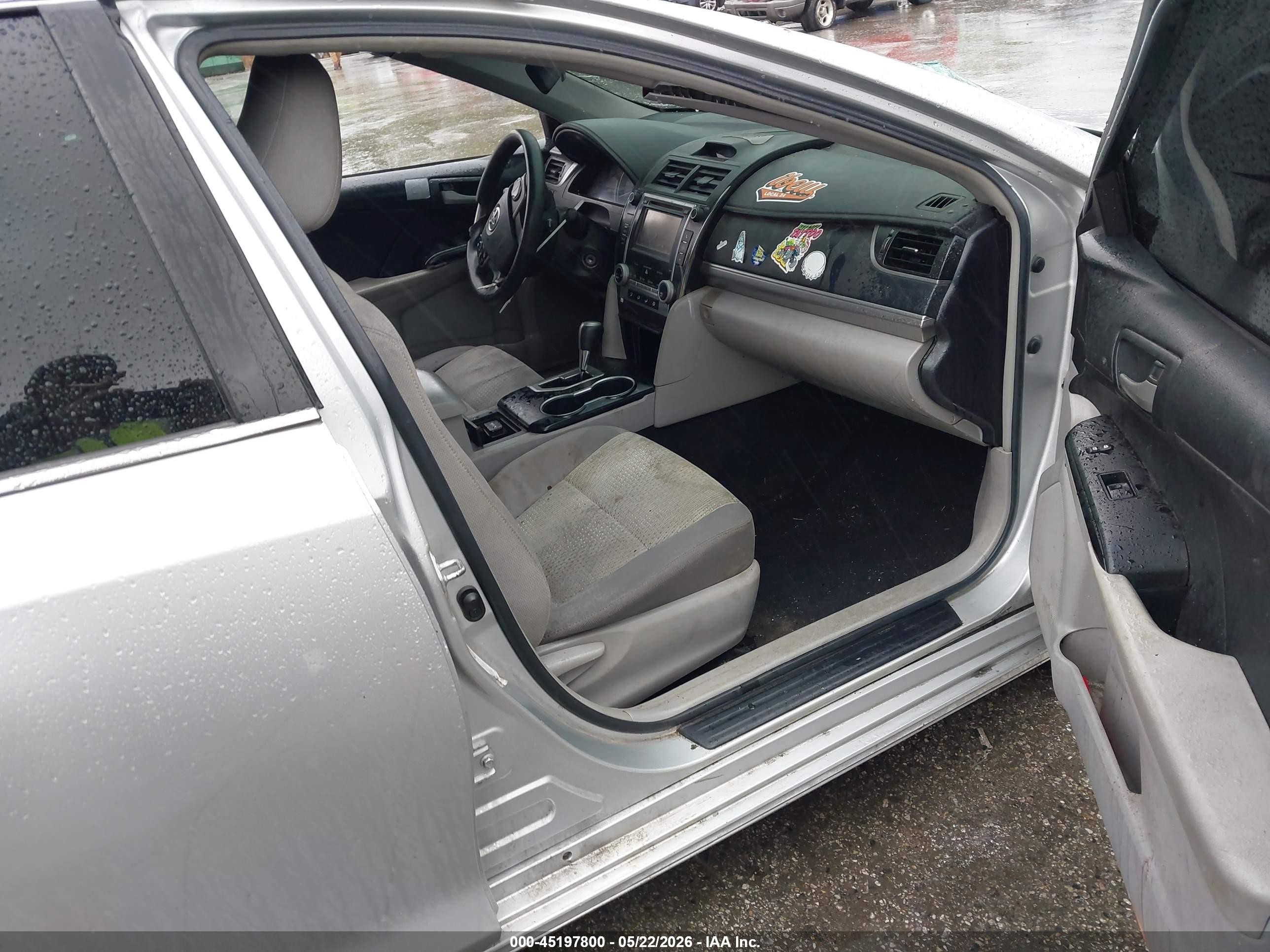 2013 Toyota Camry Le Silver vin: 4T4BF1FK7DR311091