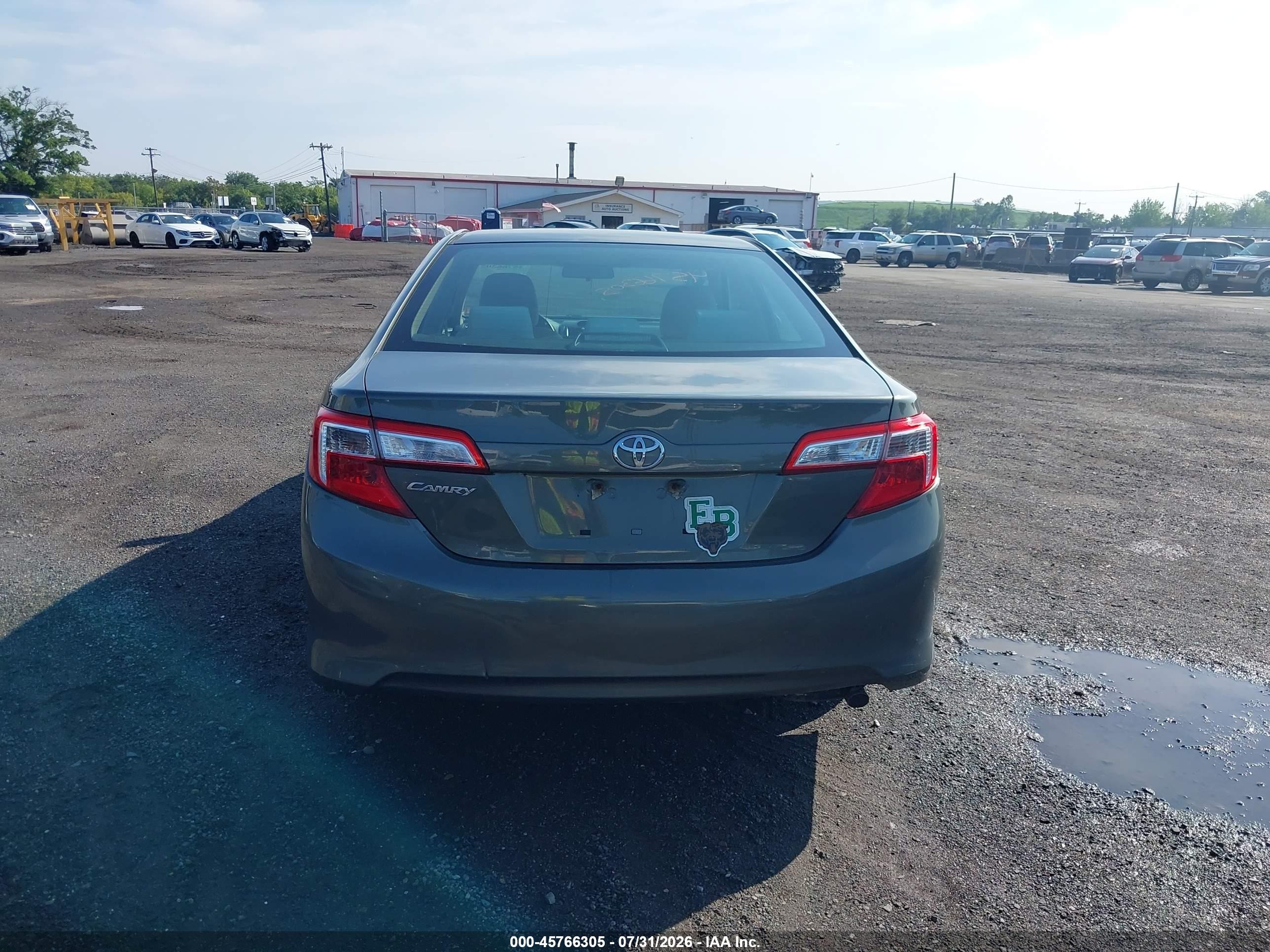 2013 Toyota Camry L Green vin: 4T4BF1FK7DR311236