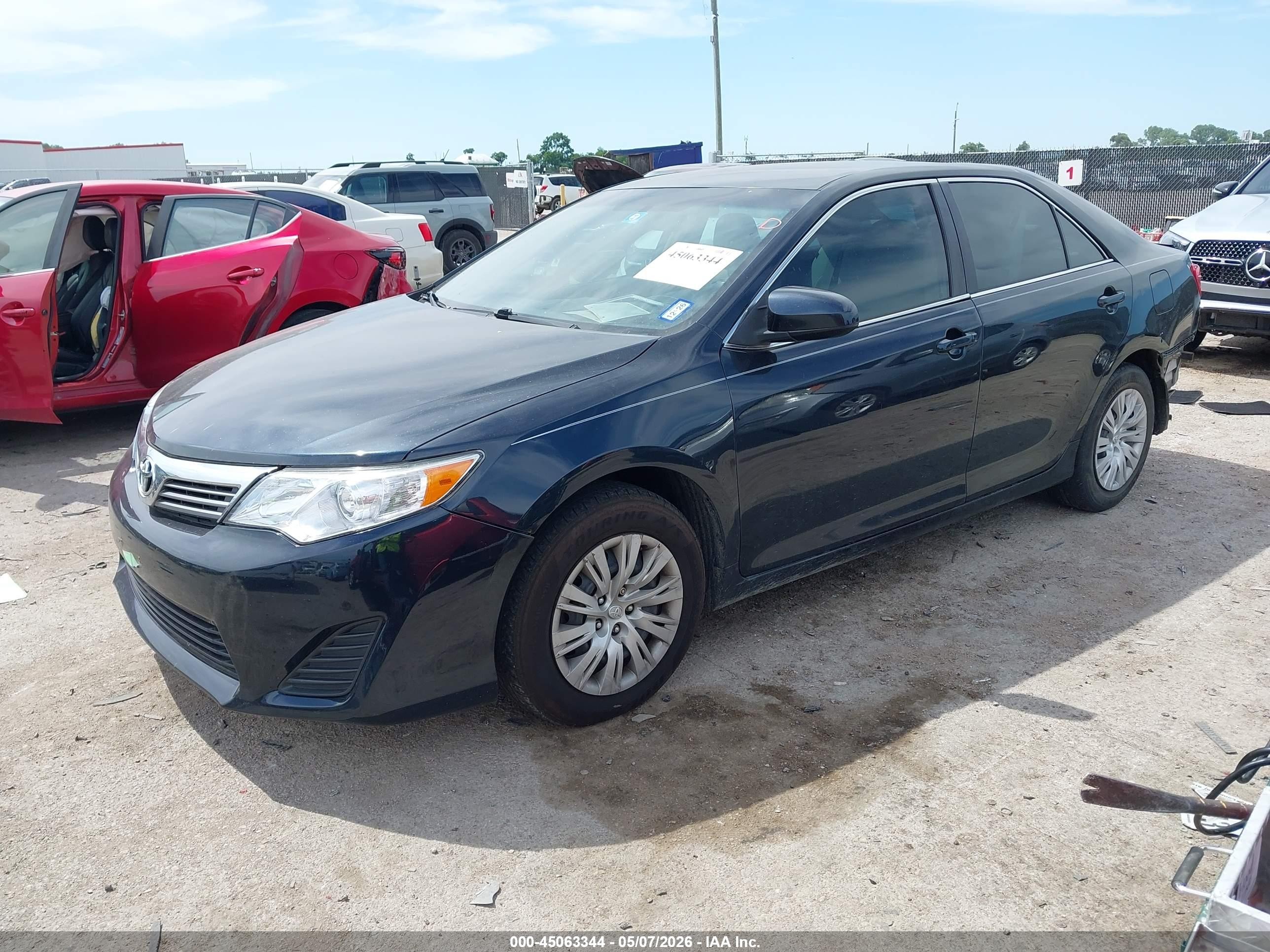2013 Toyota Camry L Черный vin: 4T4BF1FK7DR312418