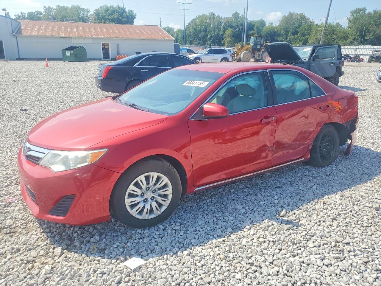2013 Toyota Camry Le Red vin: 4T4BF1FK7DR314640