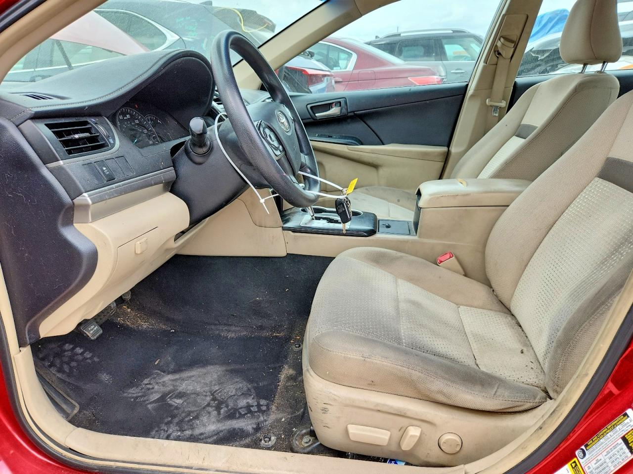 2013 Toyota Camry Le Red vin: 4T4BF1FK7DR314640