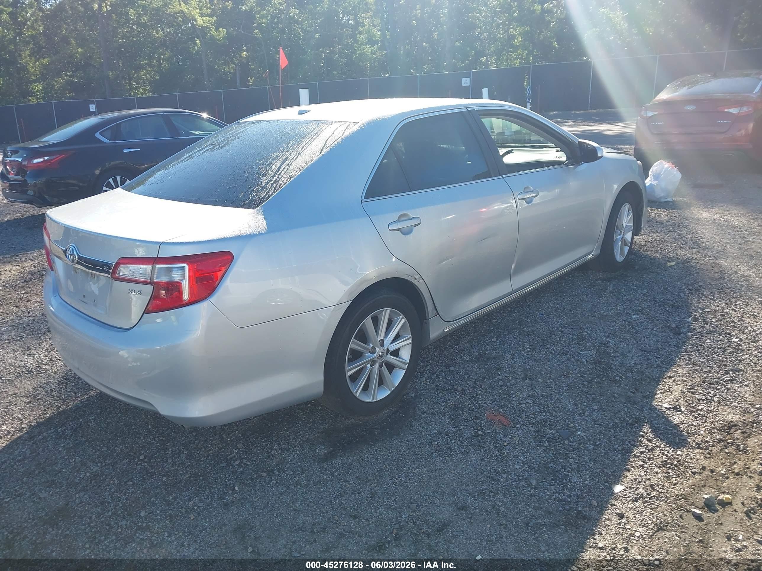 2013 Toyota Camry Xle Gray vin: 4T4BF1FK7DR325038