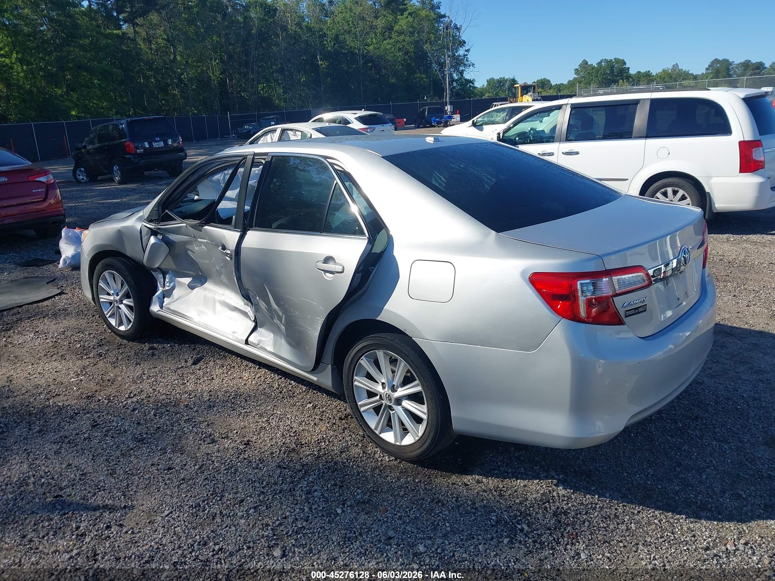 2013 Toyota Camry Xle Gray vin: 4T4BF1FK7DR325038