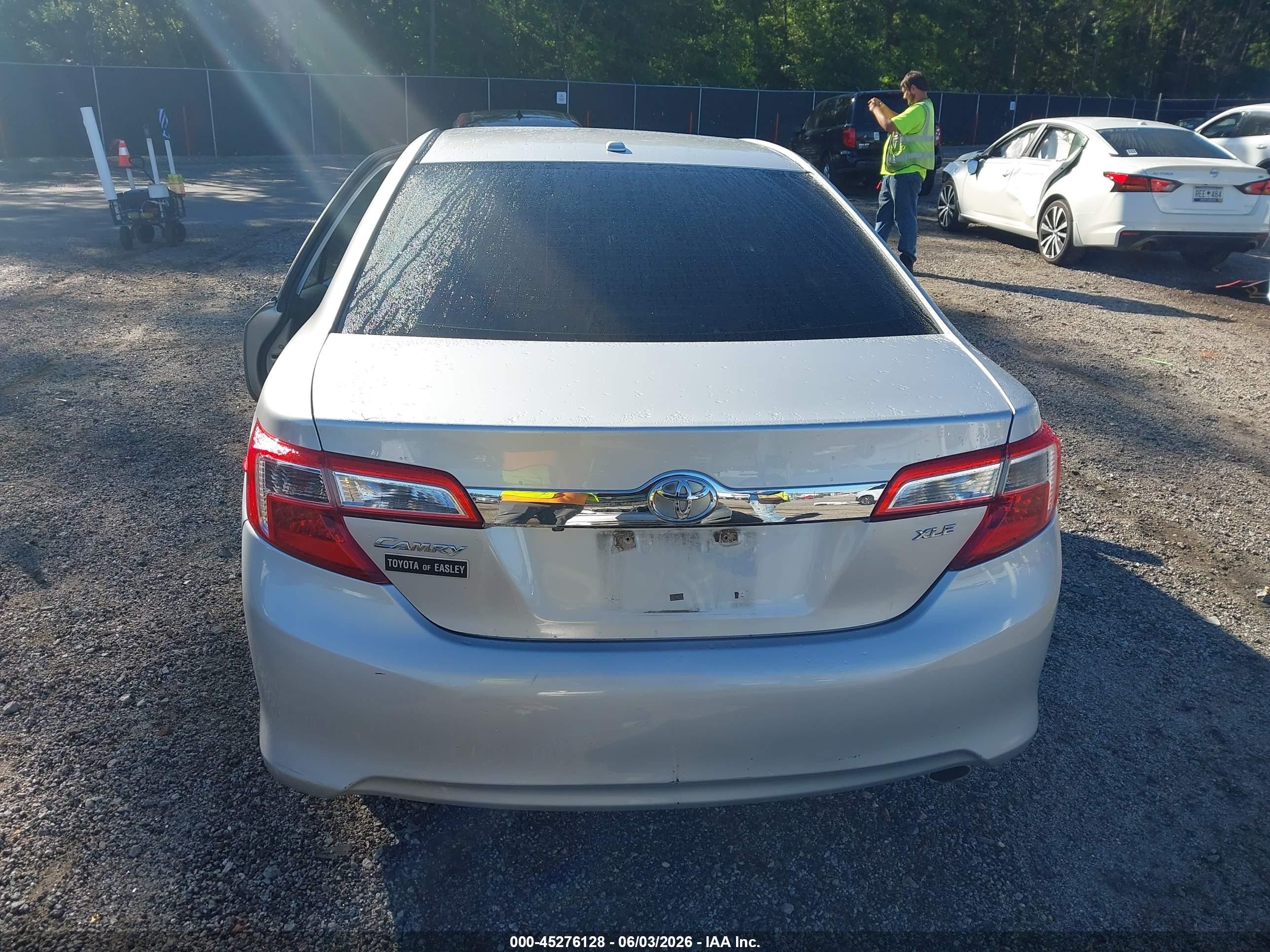 2013 Toyota Camry Xle Gray vin: 4T4BF1FK7DR325038