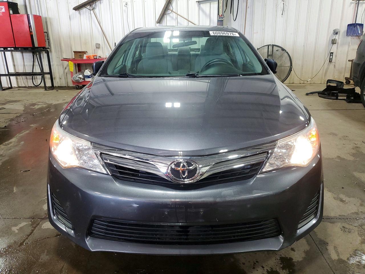 2013 Toyota Camry Le Серый vin: 4T4BF1FK7DR336248
