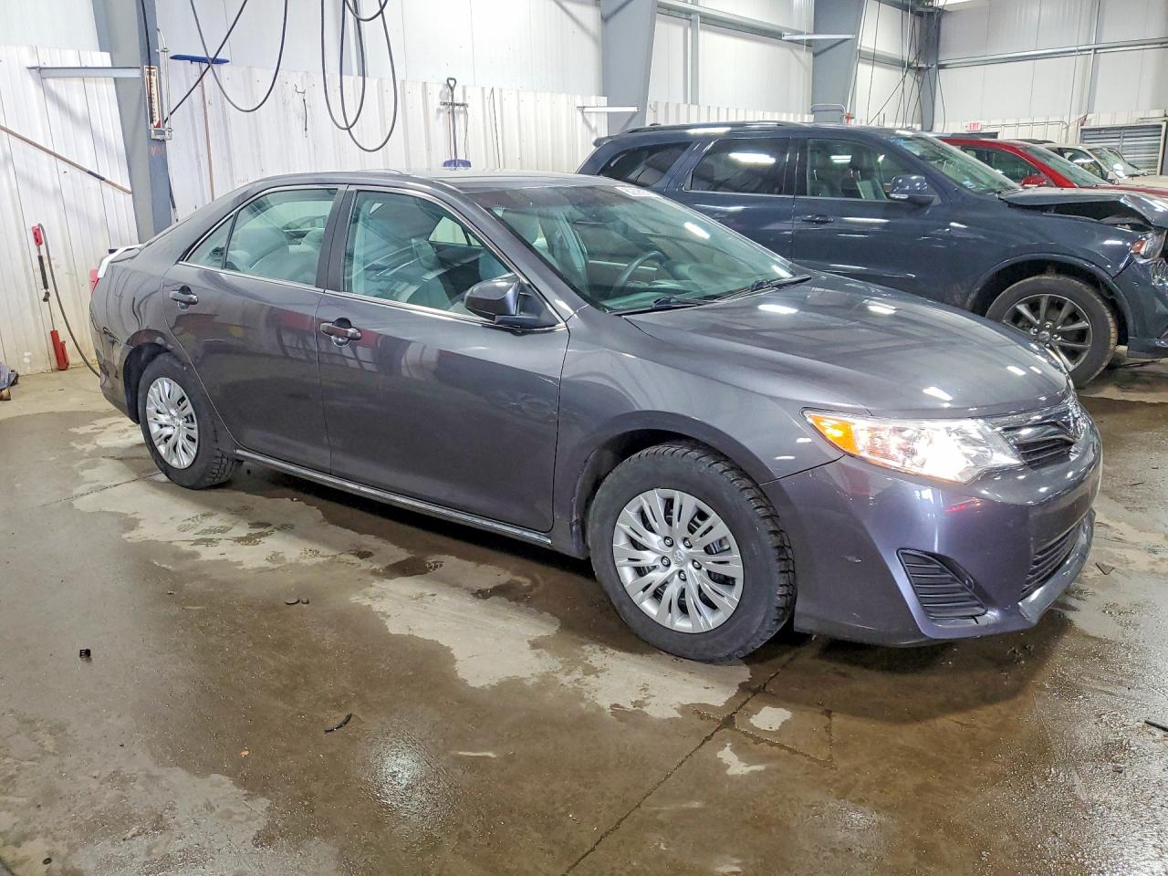 2013 Toyota Camry Le Серый vin: 4T4BF1FK7DR336248