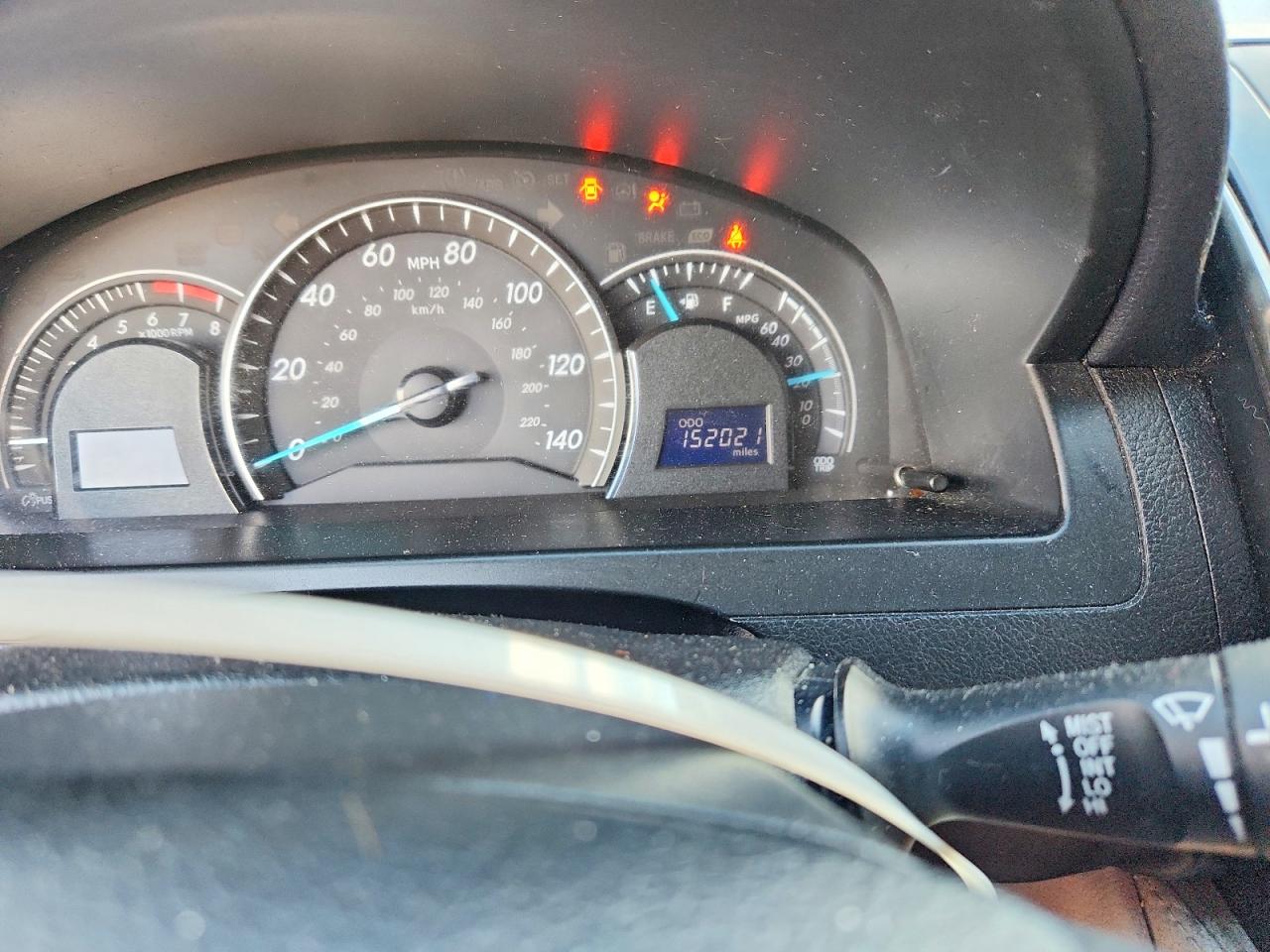 2014 Toyota Camry Le Зеленый vin: 4T4BF1FK7ER347607