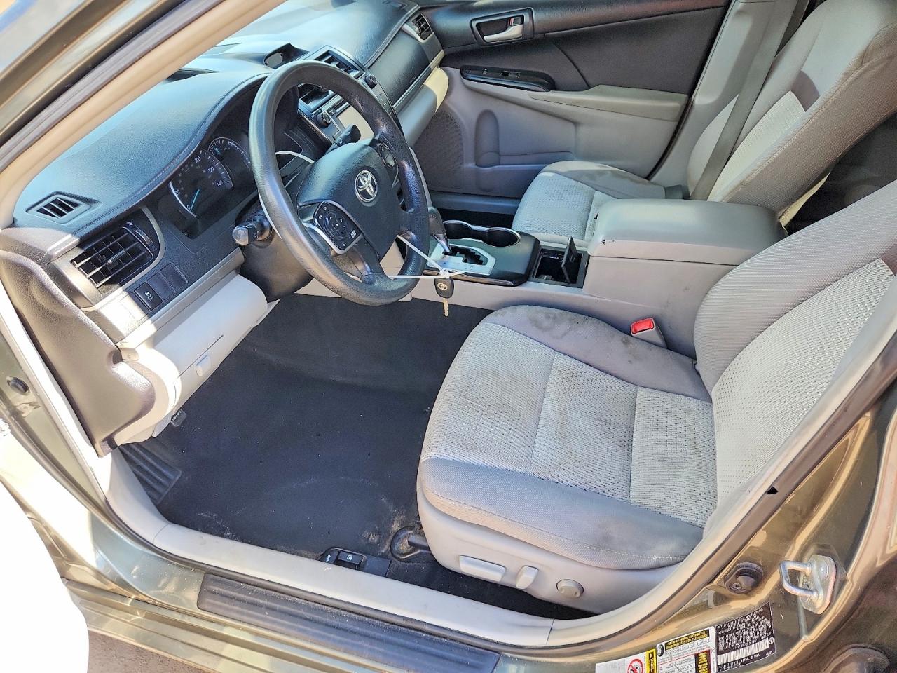 2014 Toyota Camry Le Зеленый vin: 4T4BF1FK7ER347607