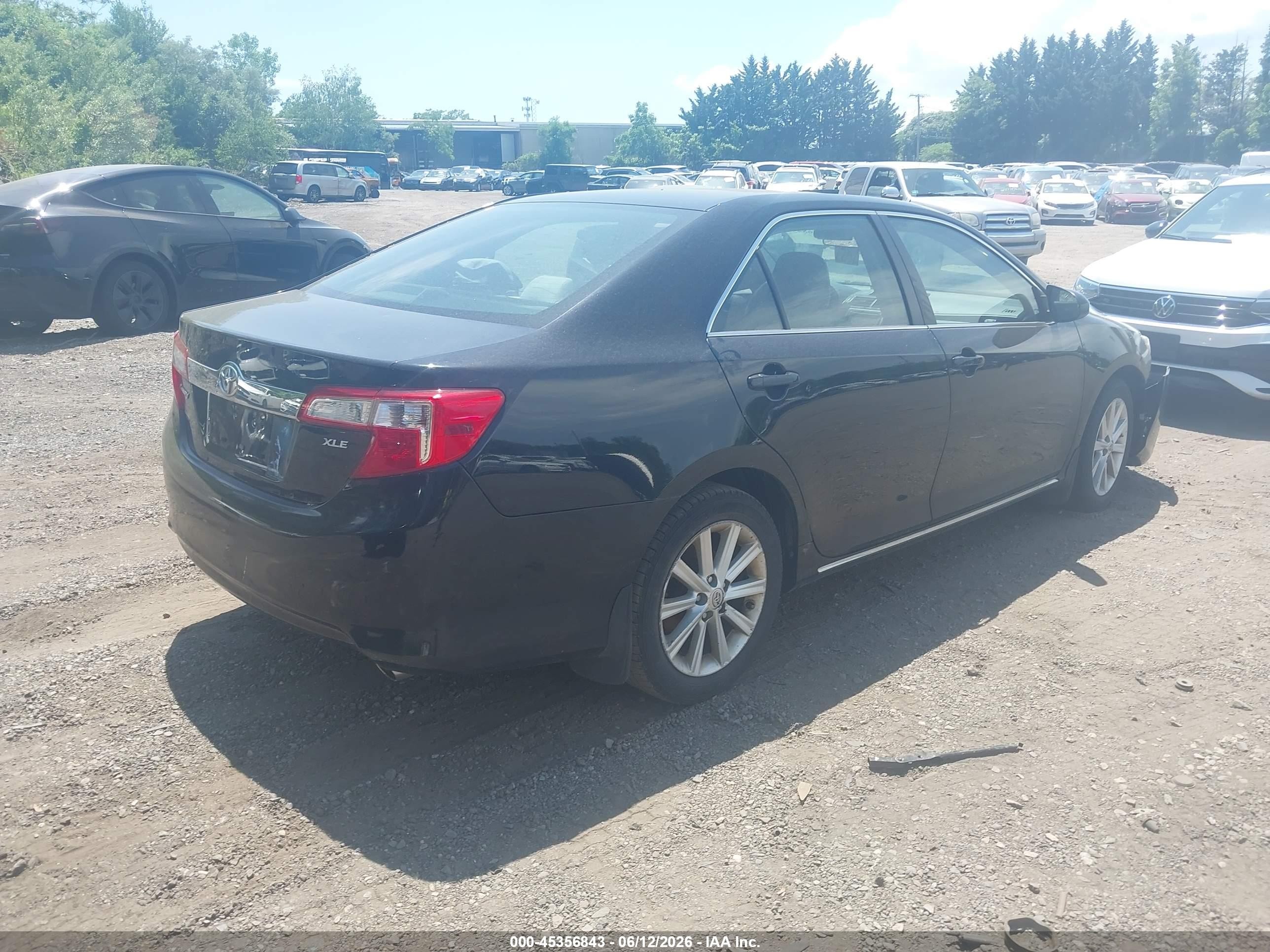 2014 Toyota Camry Xle Черный vin: 4T4BF1FK7ER370109