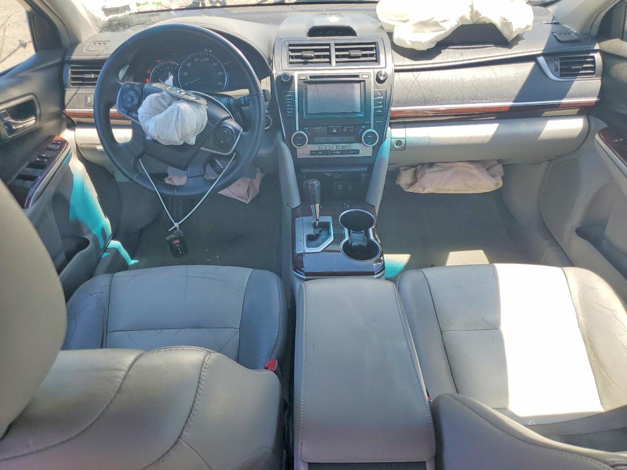 2014 Toyota Camry Xle Silver vin: 4T4BF1FK7ER371003