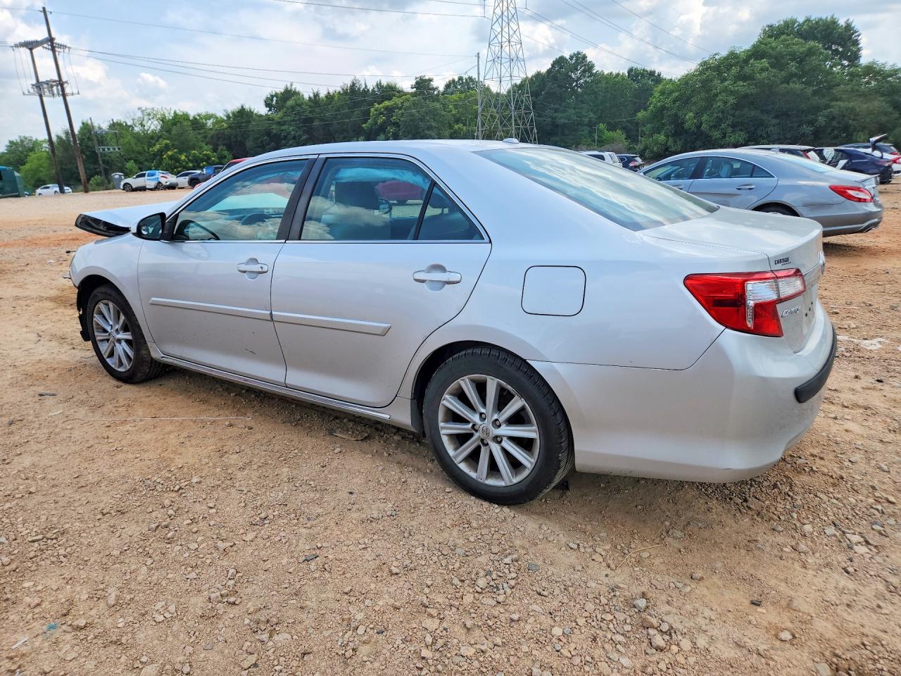 2014 Toyota Camry Xle Silver vin: 4T4BF1FK7ER386424
