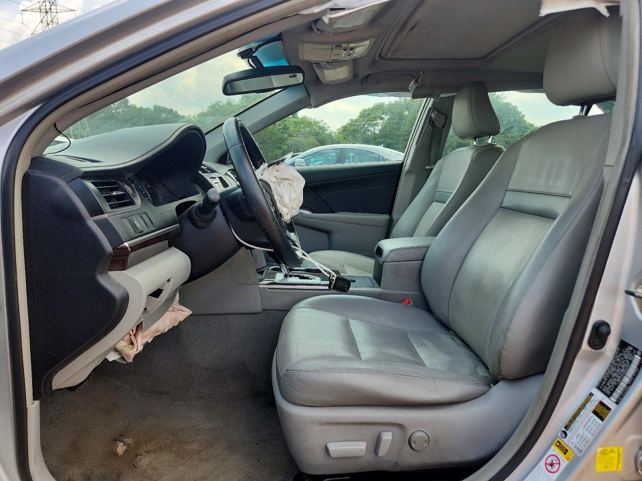 2014 Toyota Camry Xle Silver vin: 4T4BF1FK7ER386424