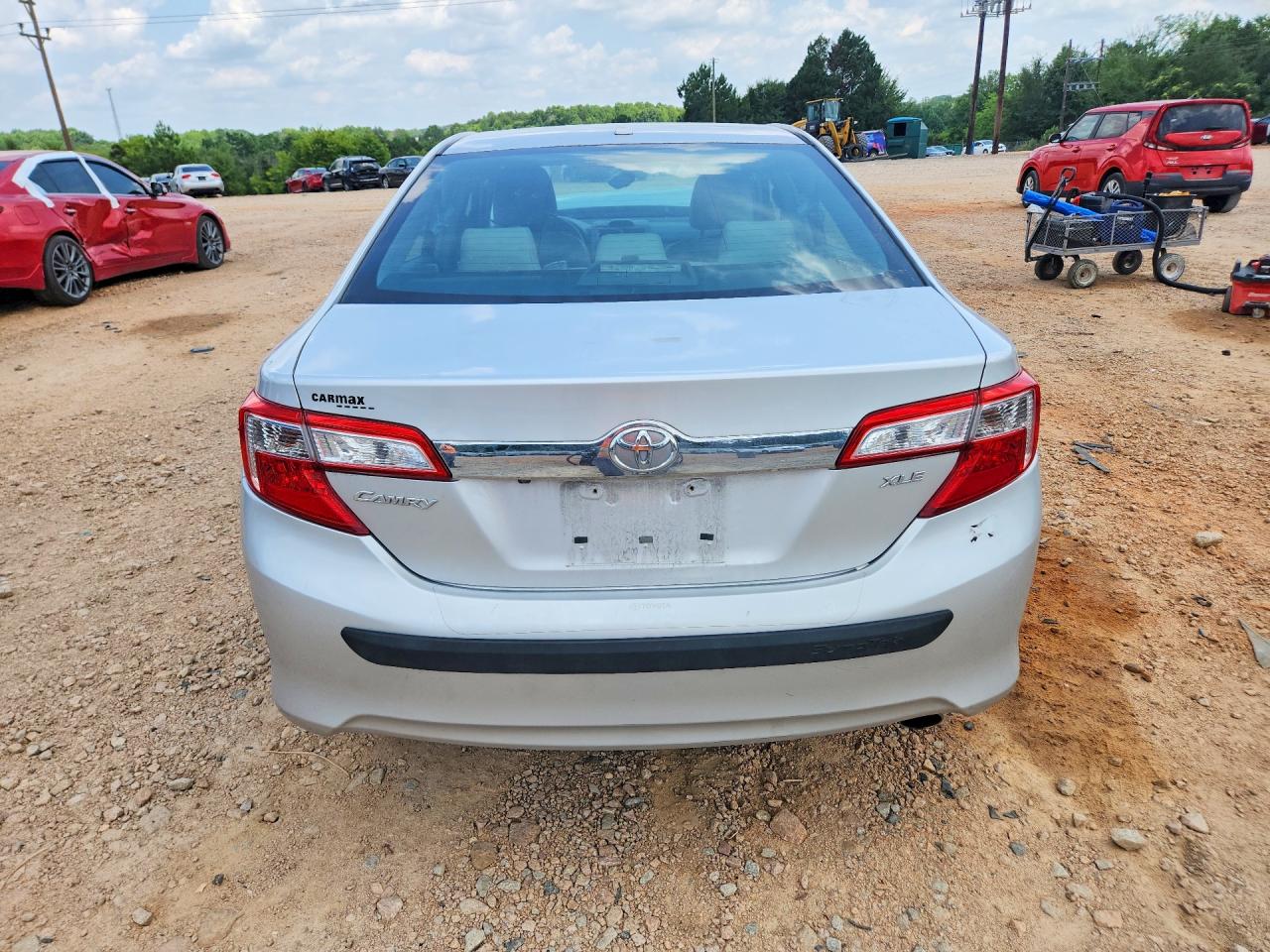 2014 Toyota Camry Xle Silver vin: 4T4BF1FK7ER386424