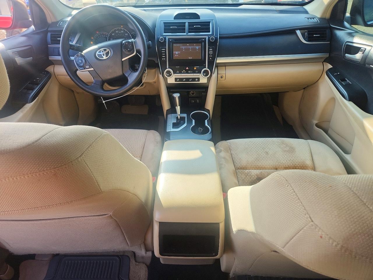 2014 Toyota Camry Le Красный vin: 4T4BF1FK7ER403917