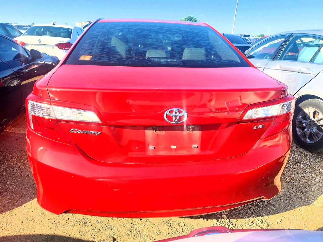 2014 Toyota Camry Le Красный vin: 4T4BF1FK7ER403917