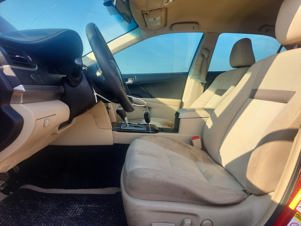 2014 Toyota Camry Le Красный vin: 4T4BF1FK7ER403917